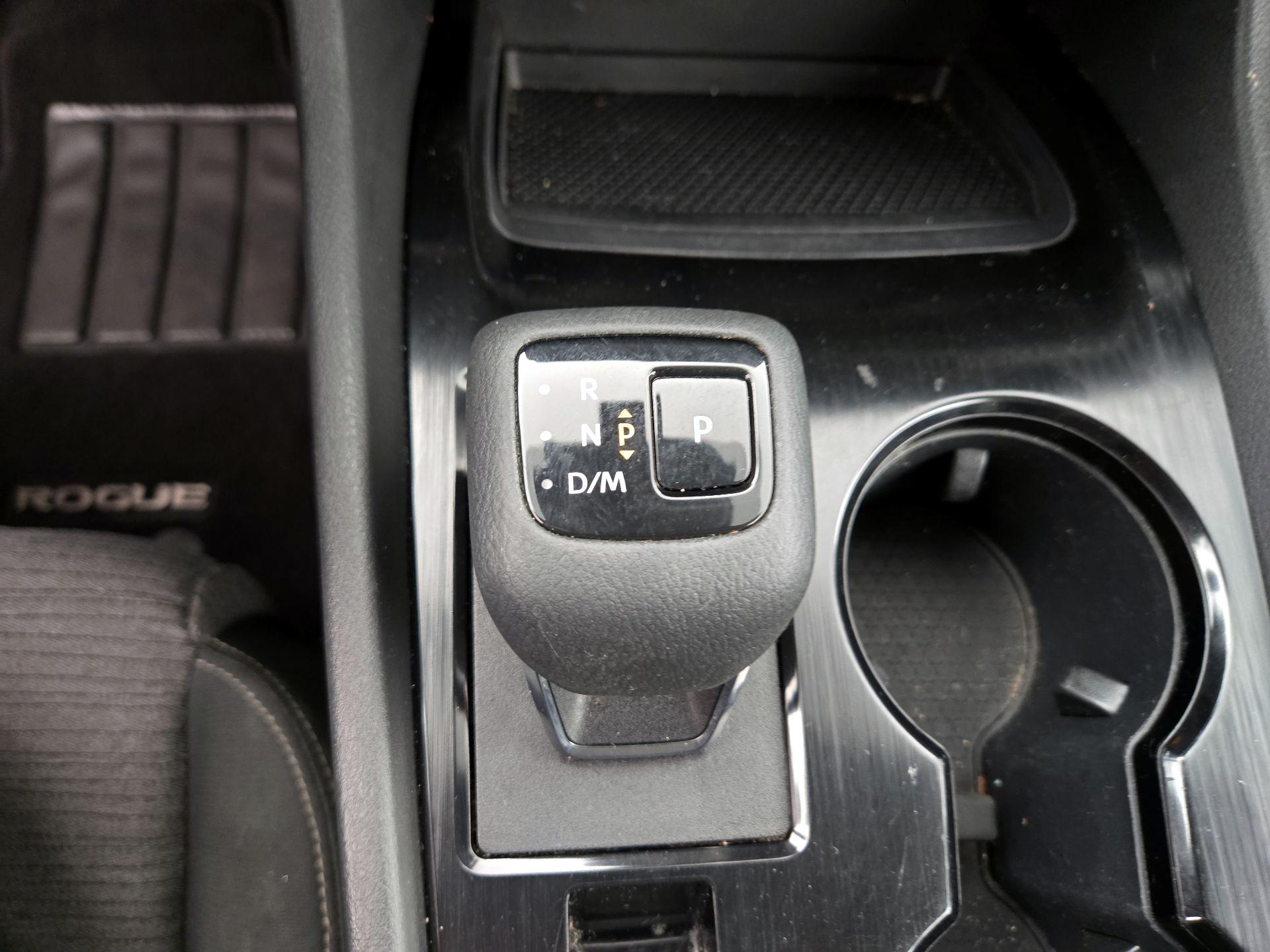 Thumbnail: 2023 Nissan Rogue - 17