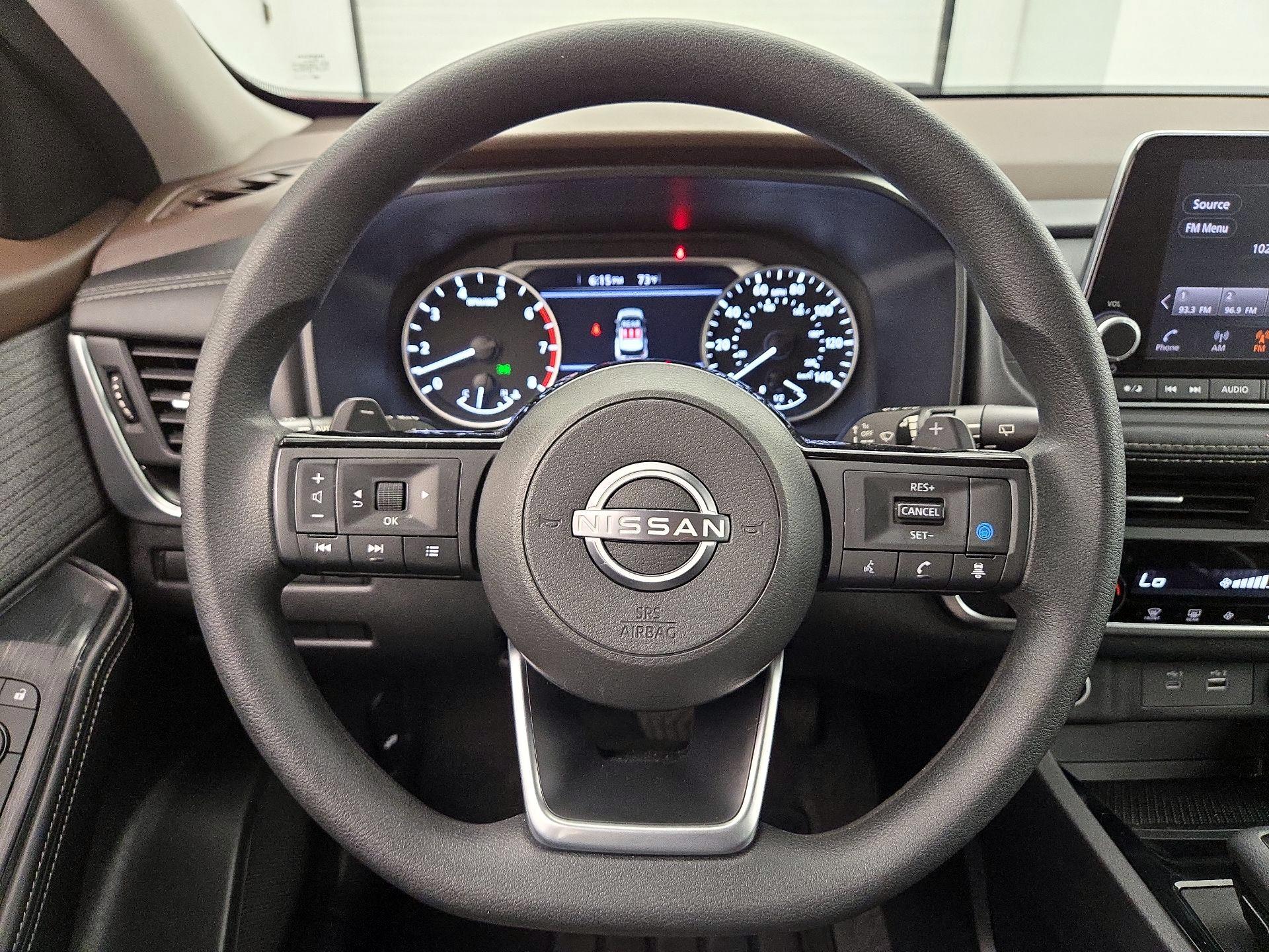 Thumbnail: 2023 Nissan Rogue - 10