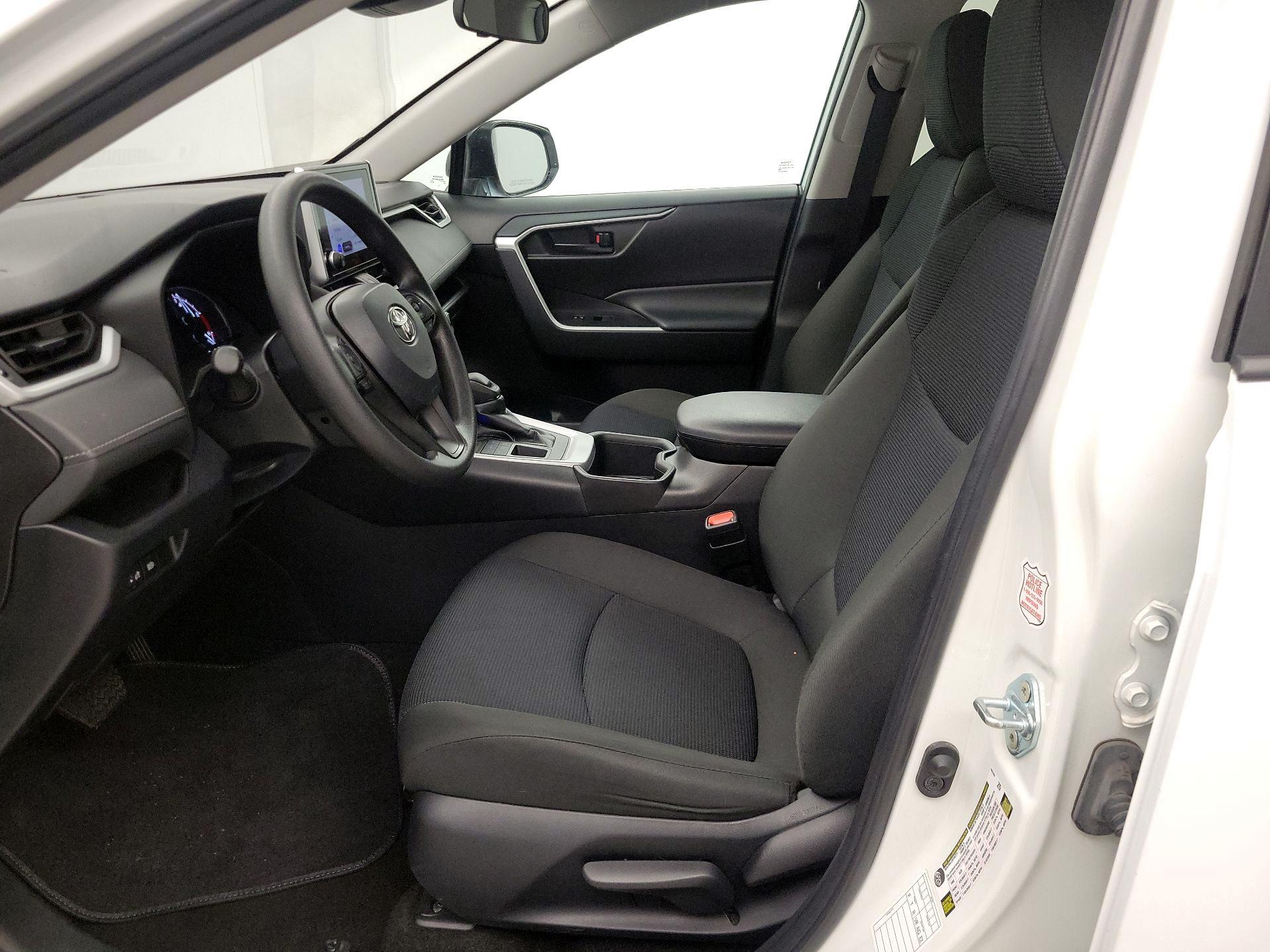 Thumbnail: 2024 Toyota RAV4 - 11