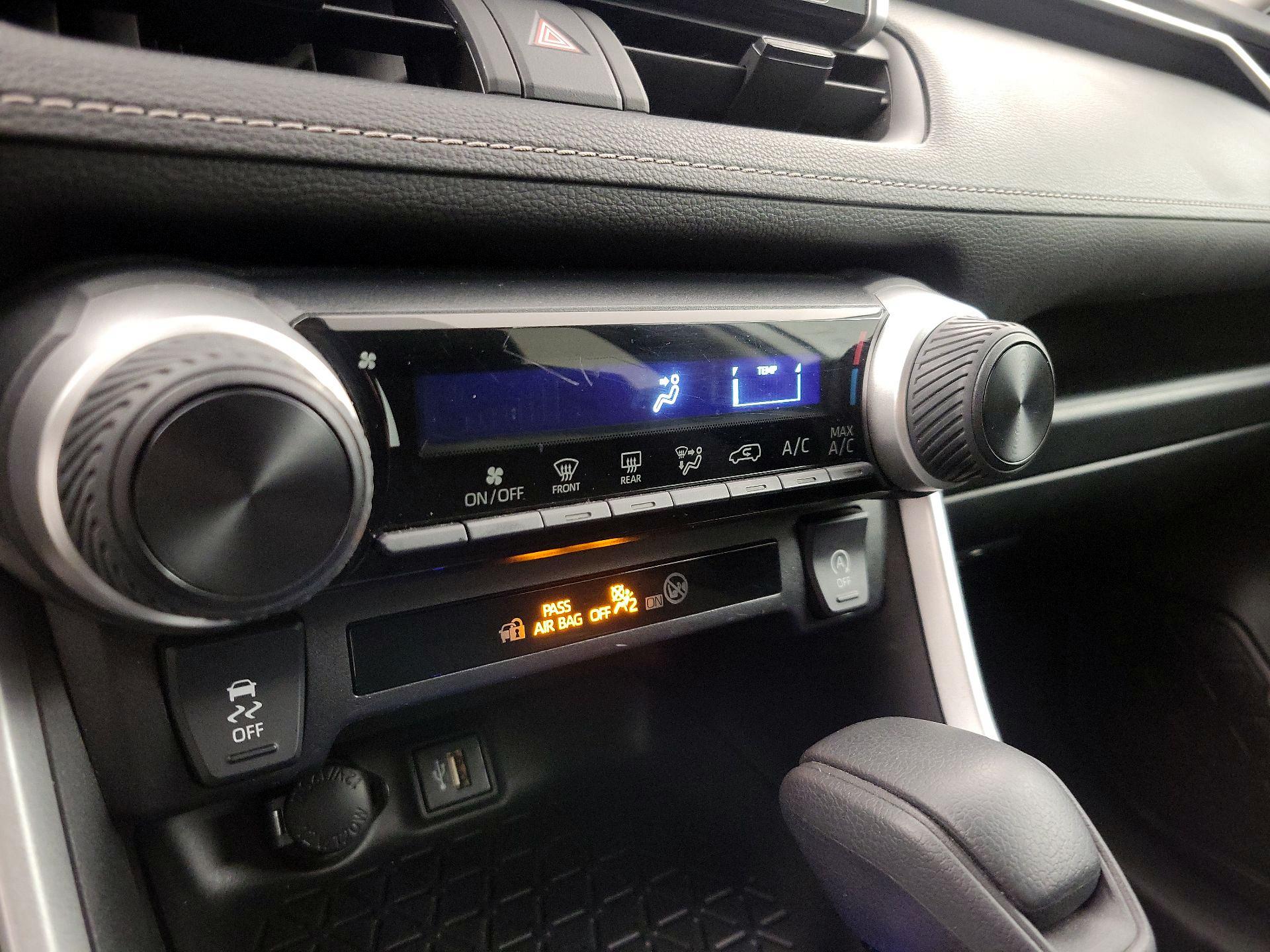 Thumbnail: 2024 Toyota RAV4 - 16