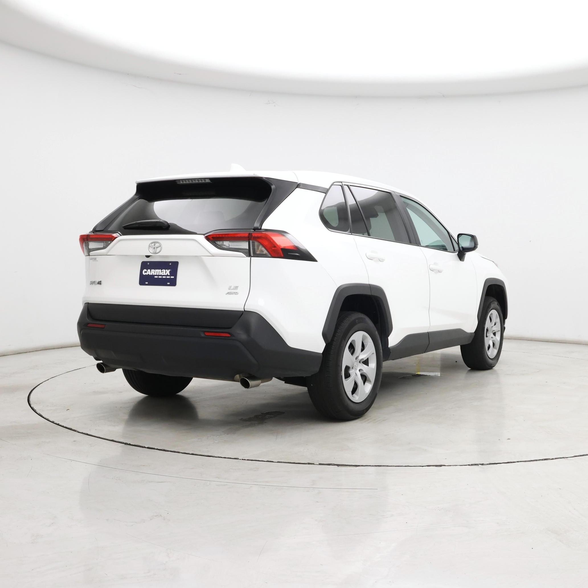 Thumbnail: 2024 Toyota RAV4 - 8