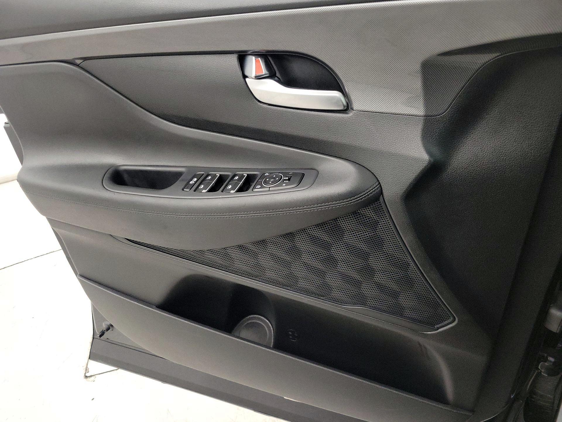 Thumbnail: 2023 Hyundai Santa Fe - 12