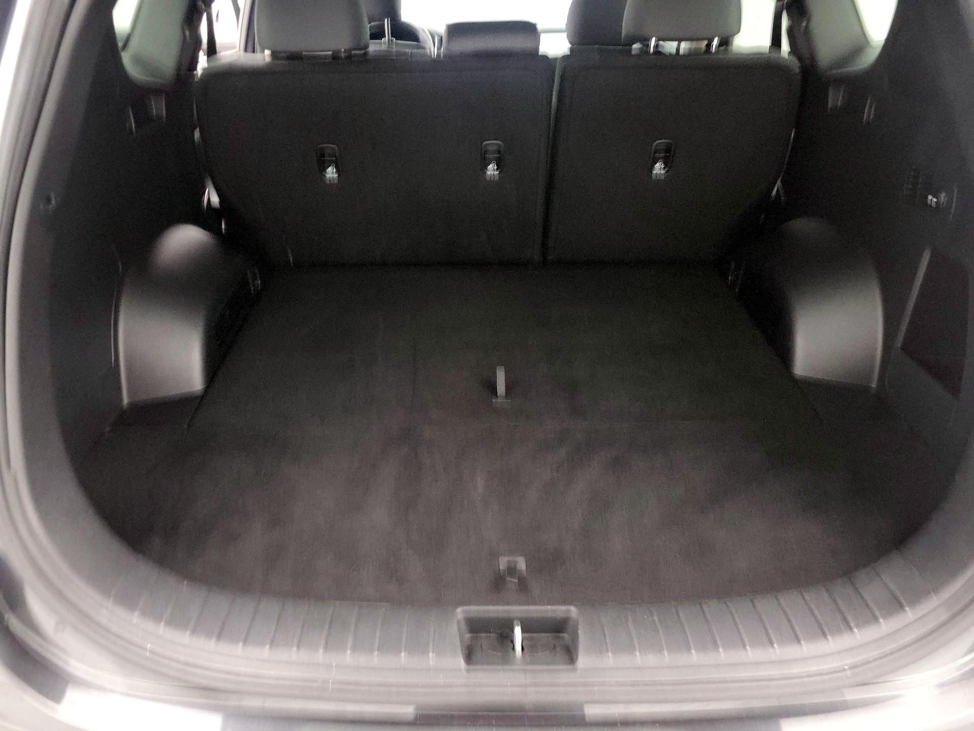 Thumbnail: 2023 Hyundai Santa Fe - 20