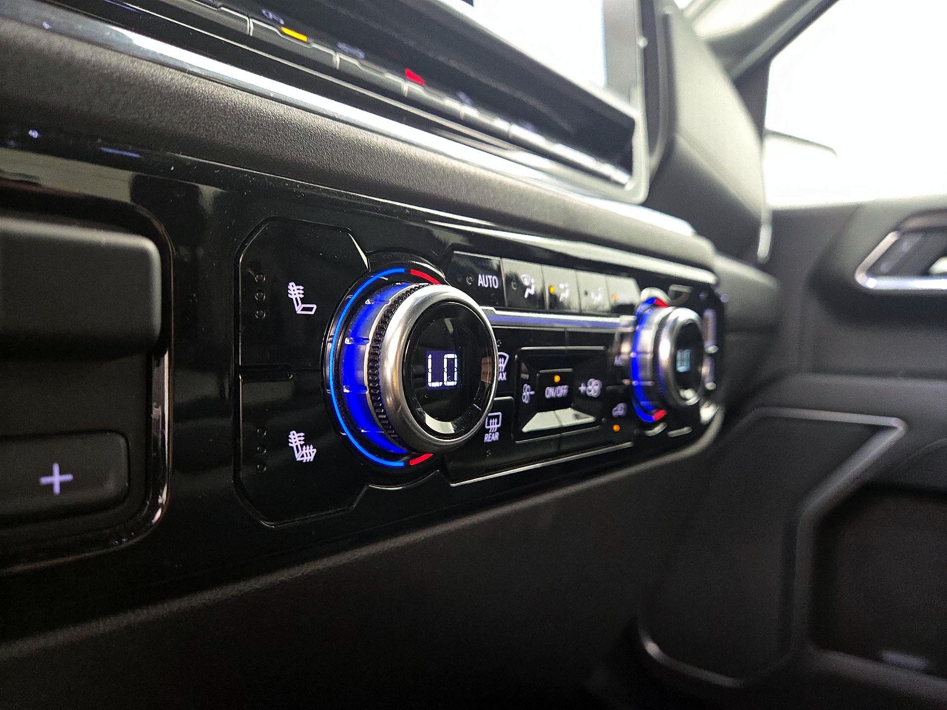 Thumbnail: 2025 GMC Sierra 1500 - 17