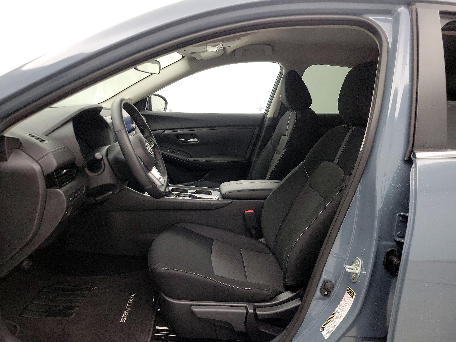 Thumbnail: 2025 Nissan Sentra - 11