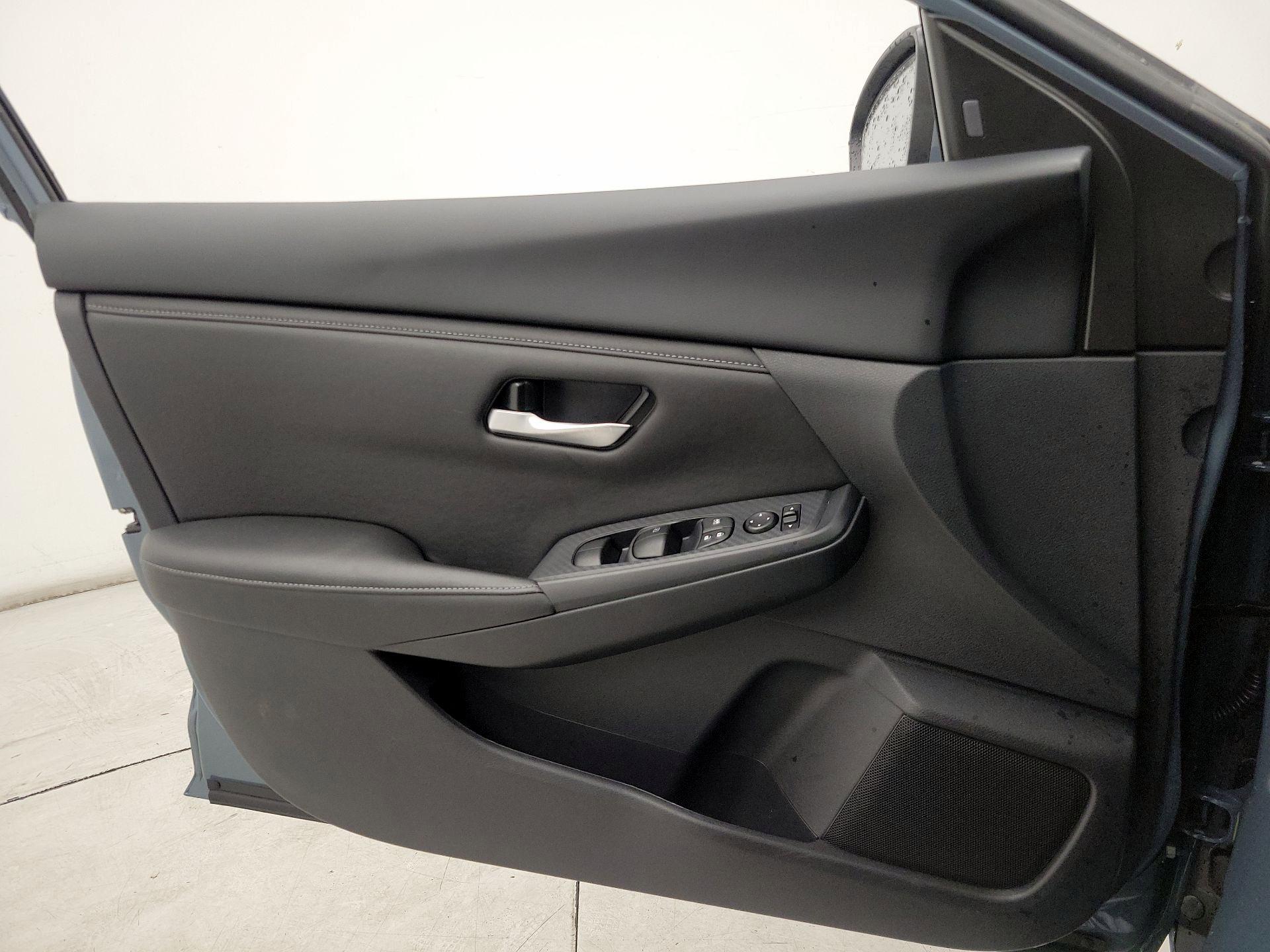 Thumbnail: 2025 Nissan Sentra - 12