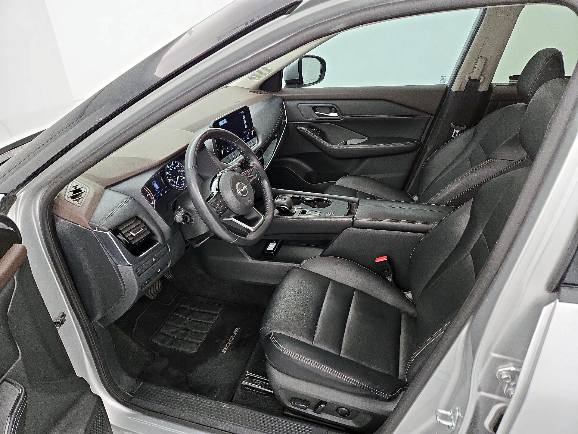 Thumbnail: 2023 Nissan Rogue - 11