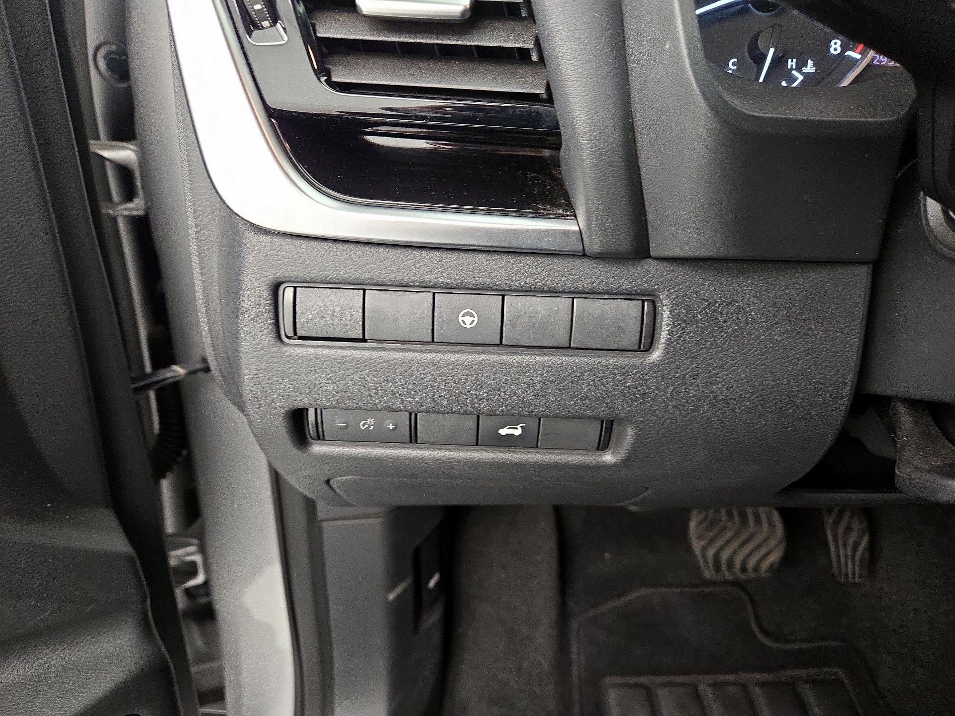 Thumbnail: 2023 Nissan Rogue - 13