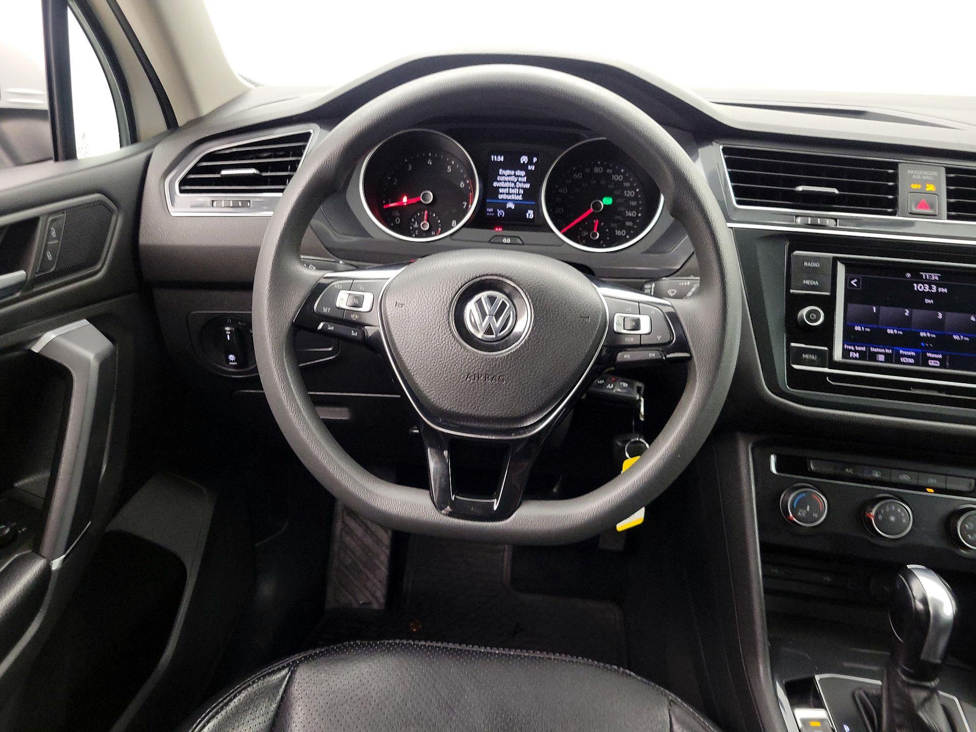 Thumbnail: 2020 Volkswagen Tiguan - 10