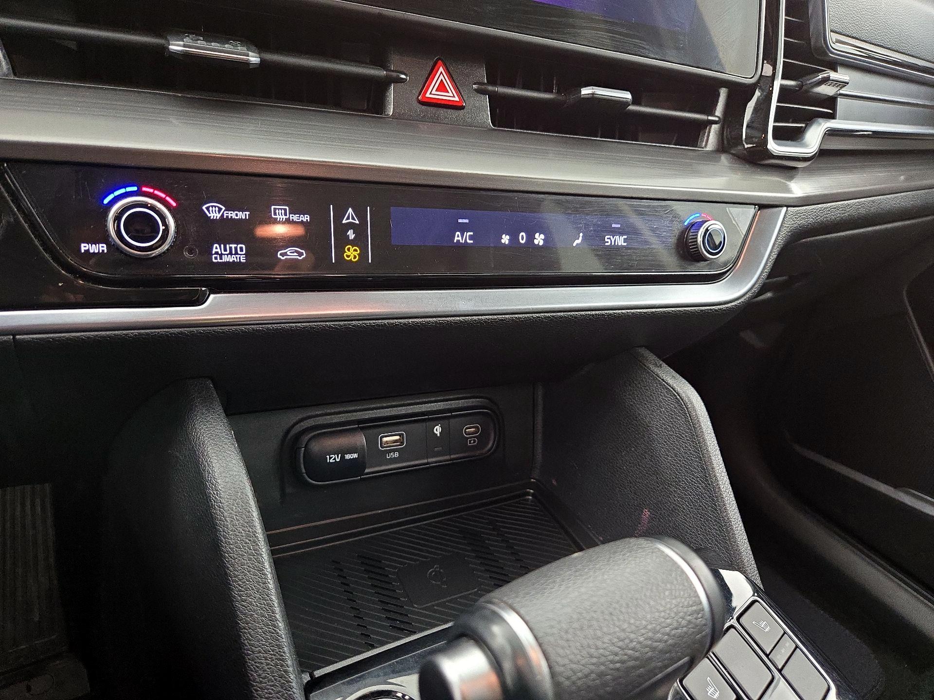 Thumbnail: 2024 Kia Sportage - 17