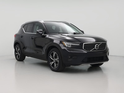 2023 Volvo XC40 B5 Plus Bright Theme