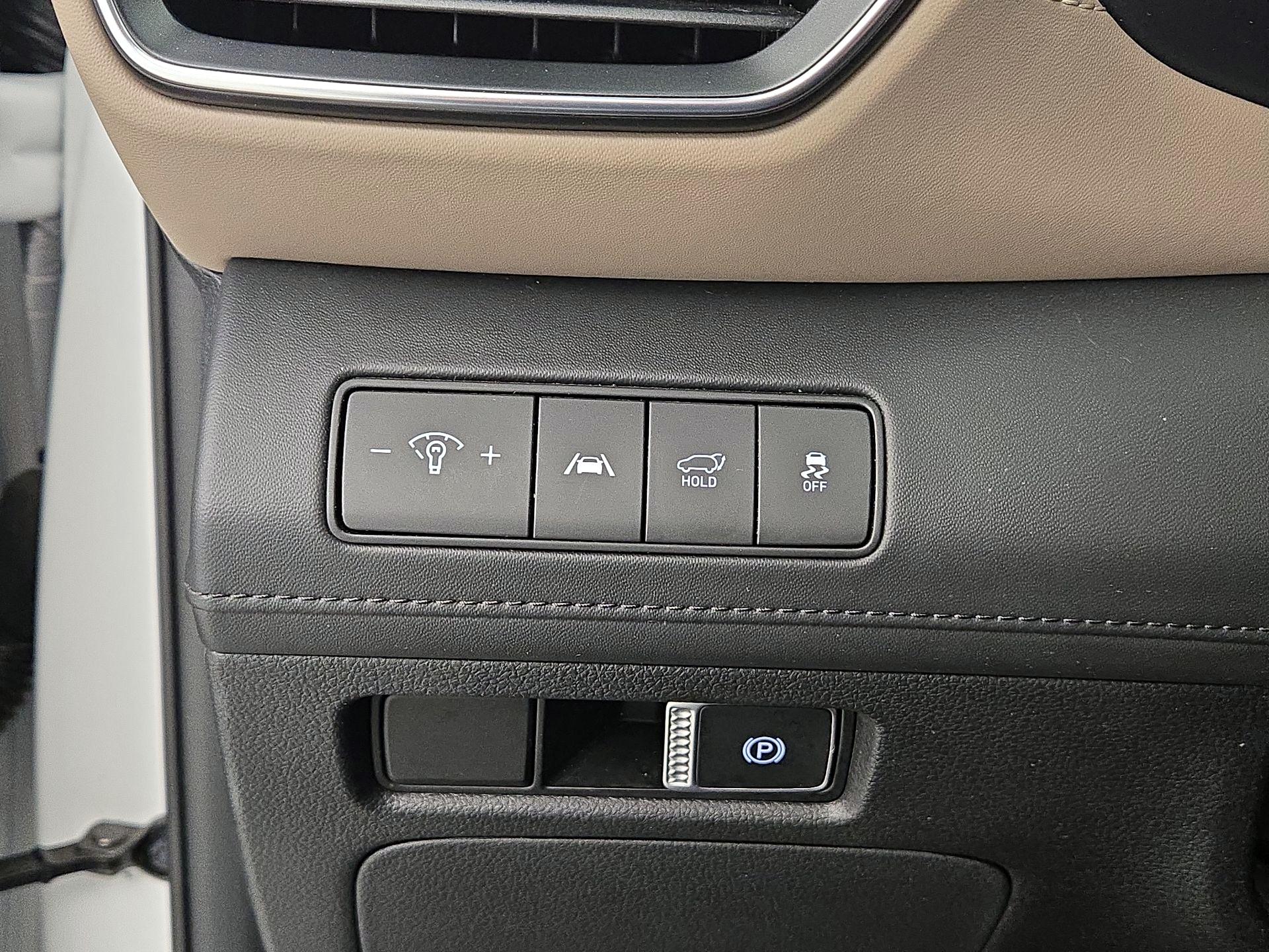 Thumbnail: 2023 Hyundai Santa Fe - 13