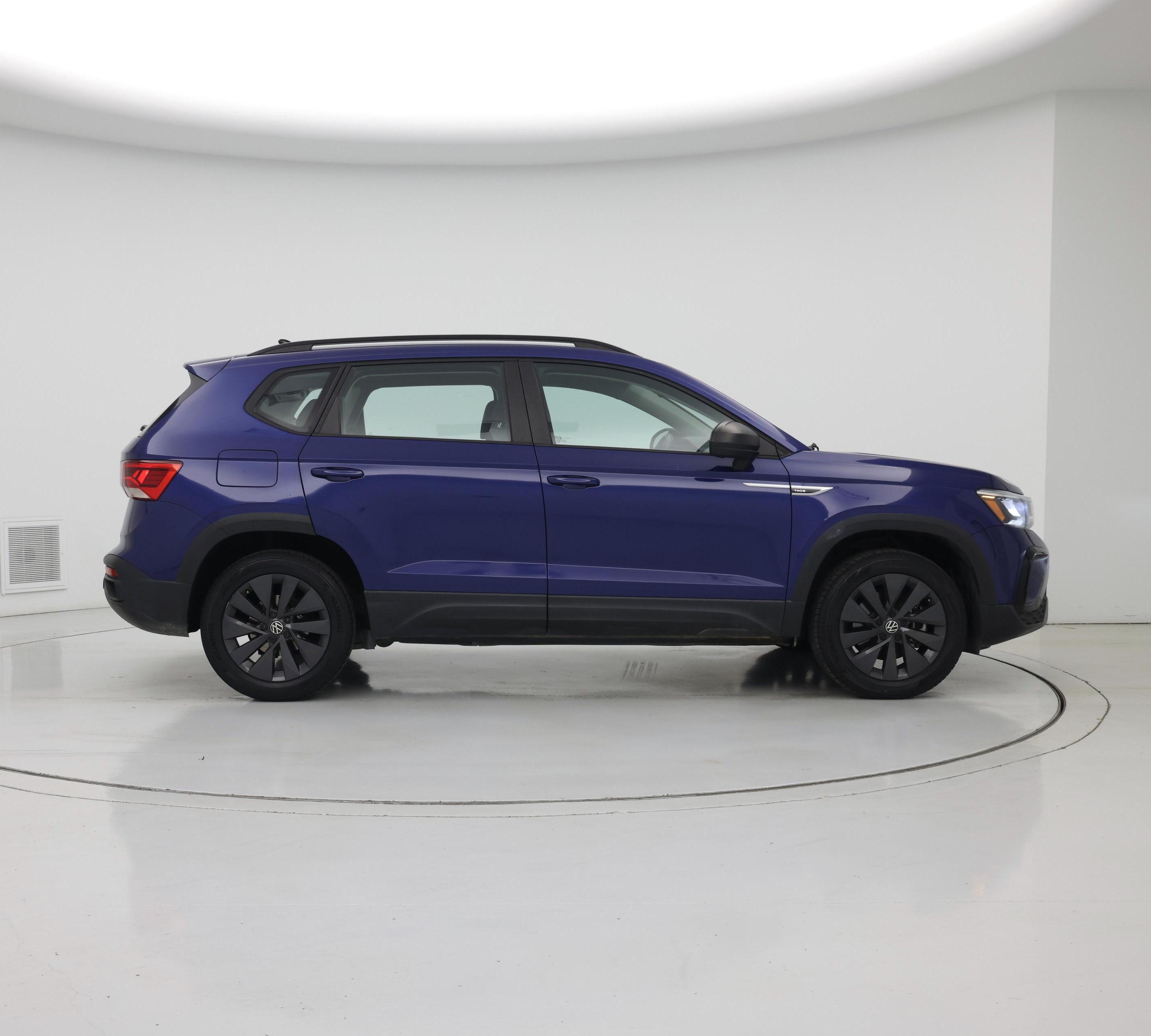 Thumbnail: 2023 Volkswagen Taos - 7