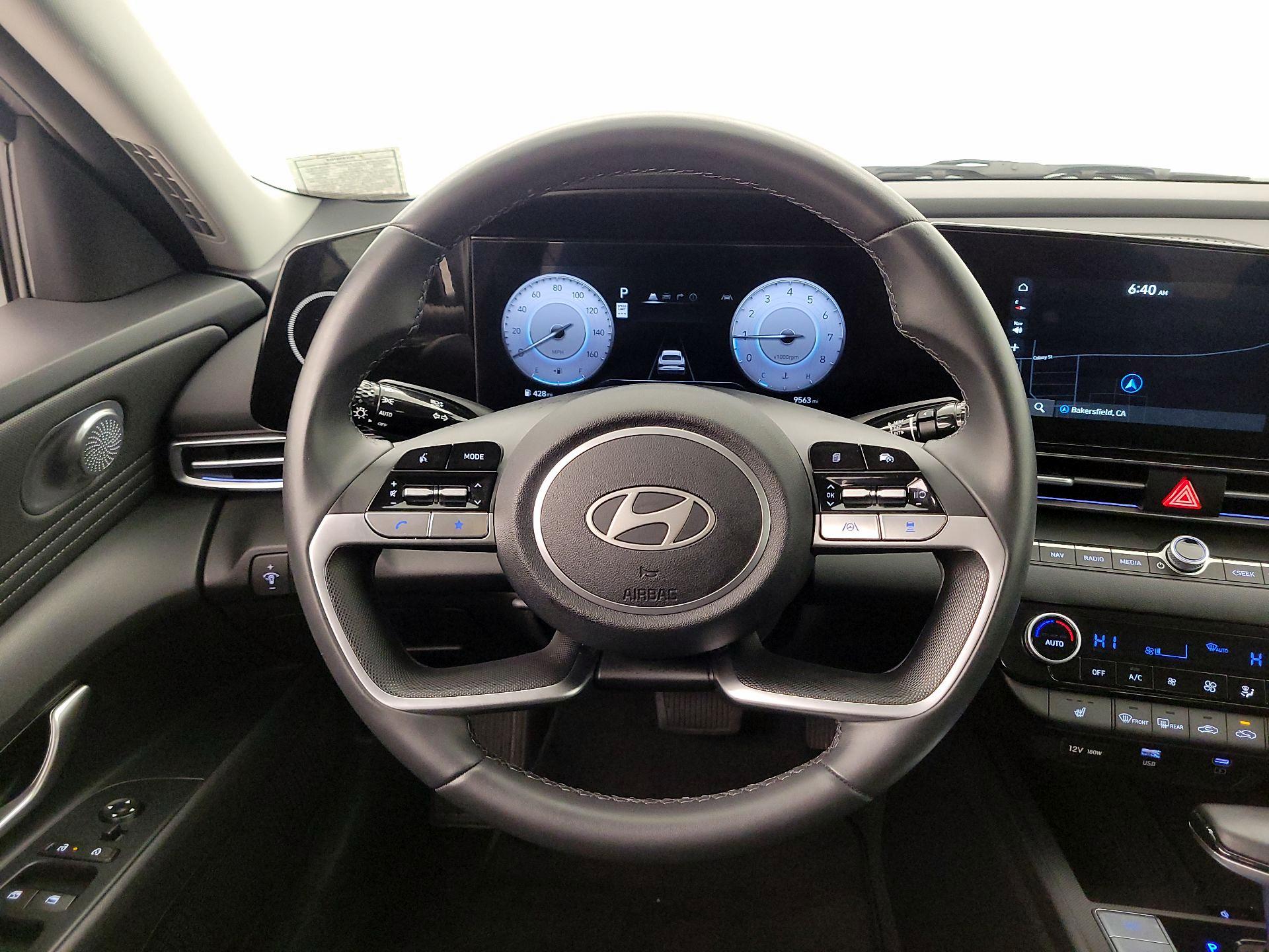 Thumbnail: 2025 Hyundai Elantra - 10