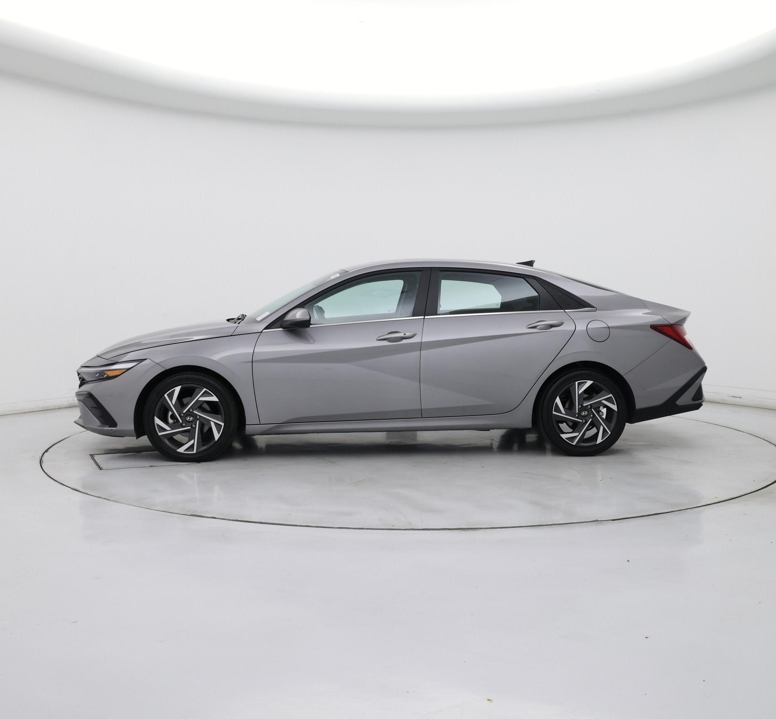 Thumbnail: 2025 Hyundai Elantra - 3