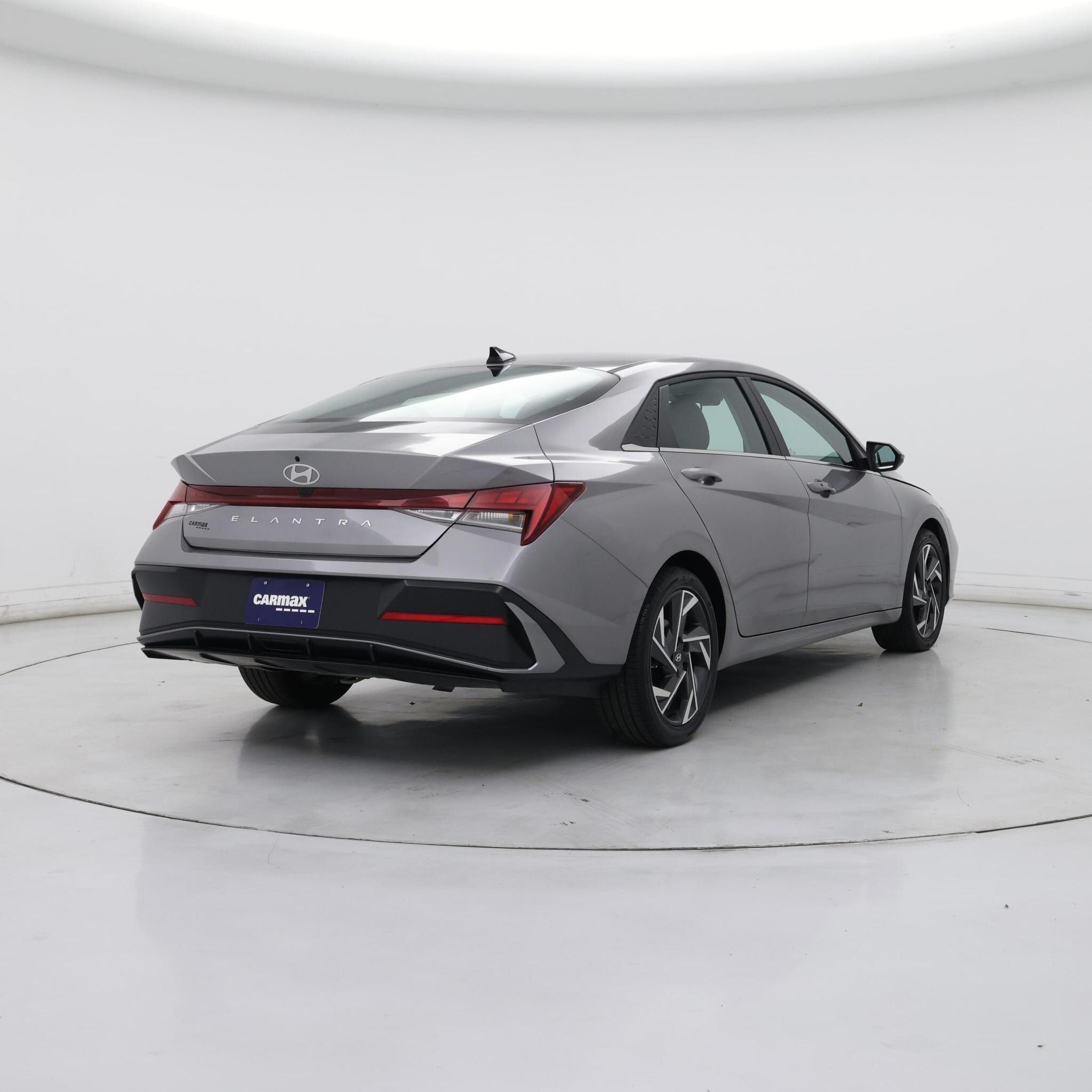 Thumbnail: 2025 Hyundai Elantra - 8