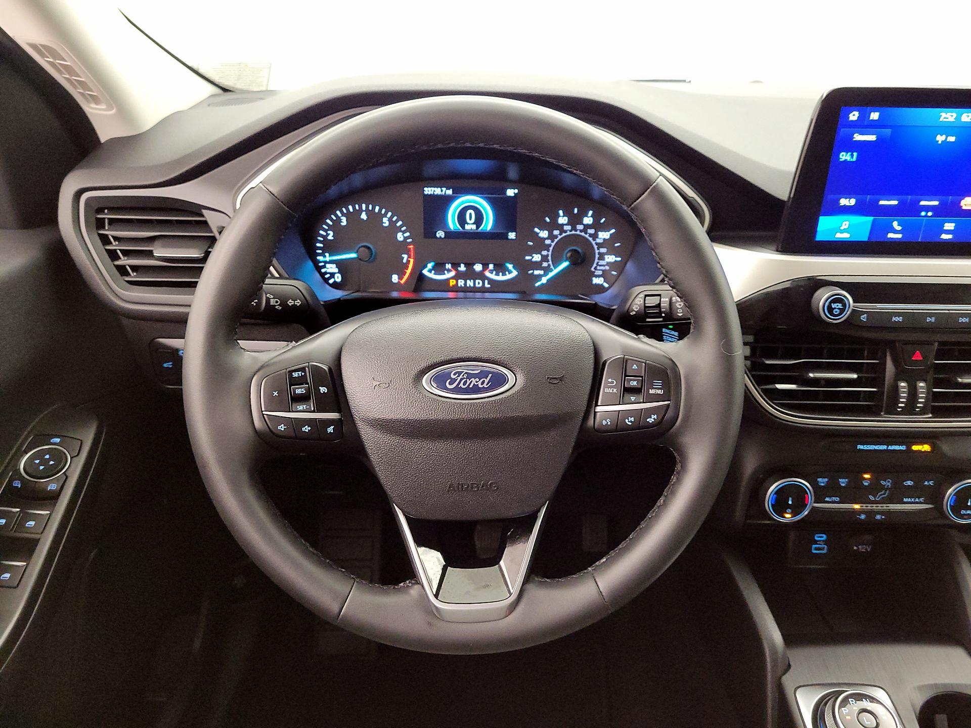 Thumbnail: 2022 Ford Escape - 10