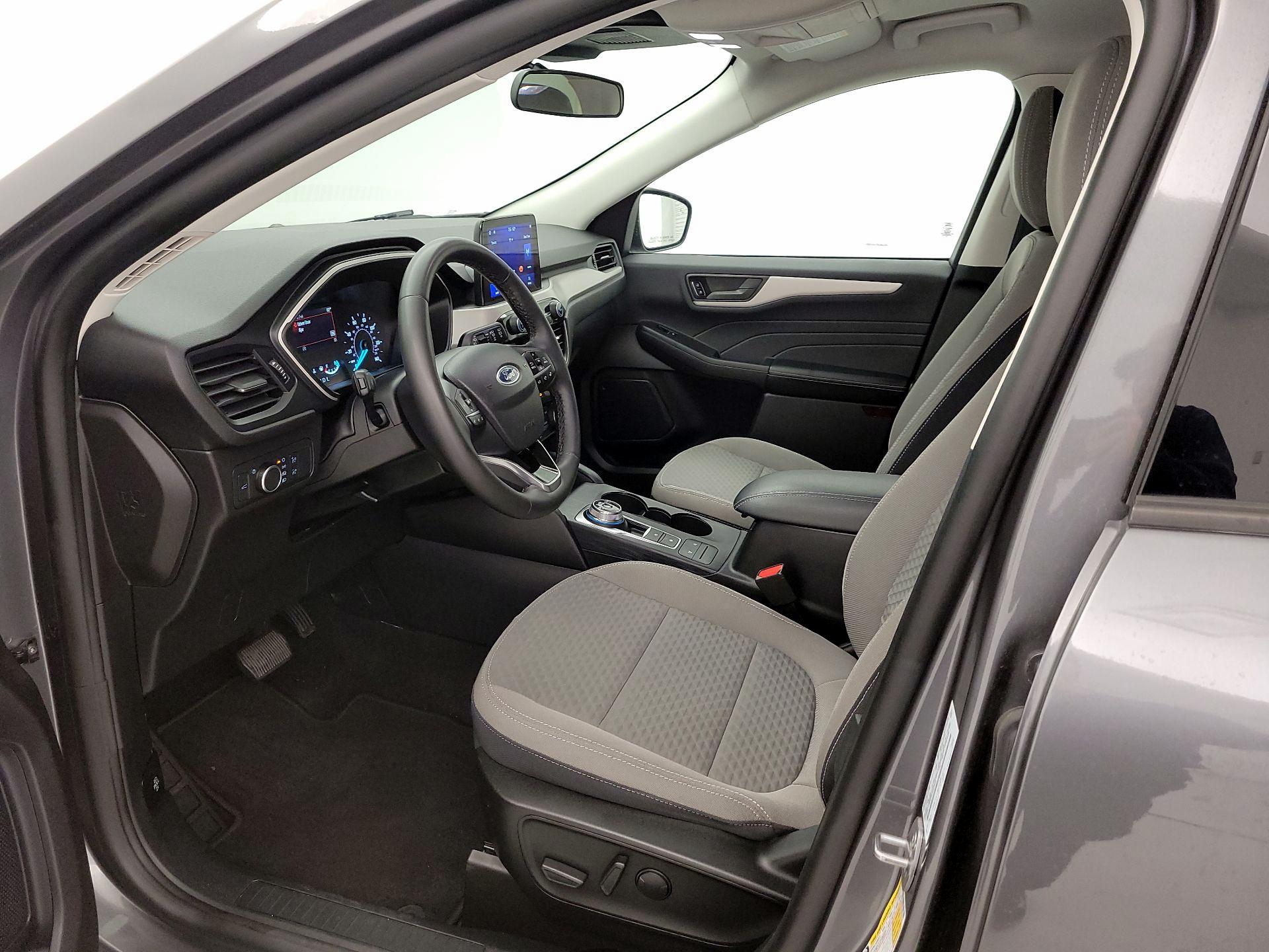 Thumbnail: 2022 Ford Escape - 11