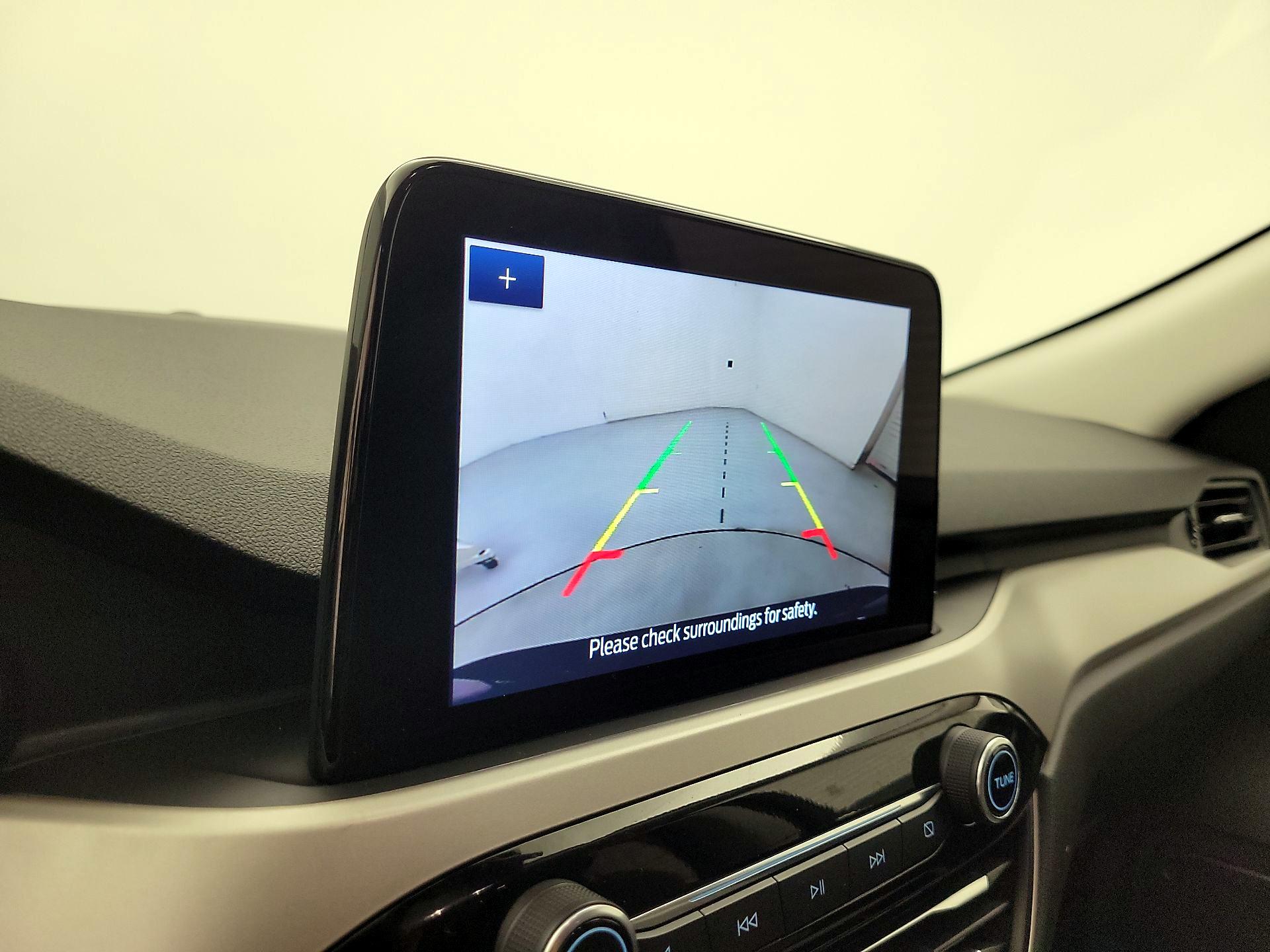 Thumbnail: 2022 Ford Escape - 14