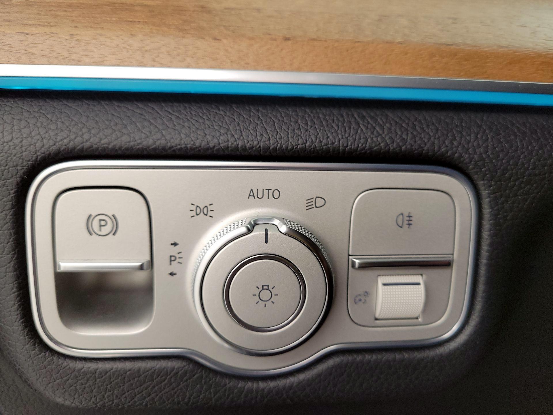 Thumbnail: 2021 Mercedes-Benz GLE - 13