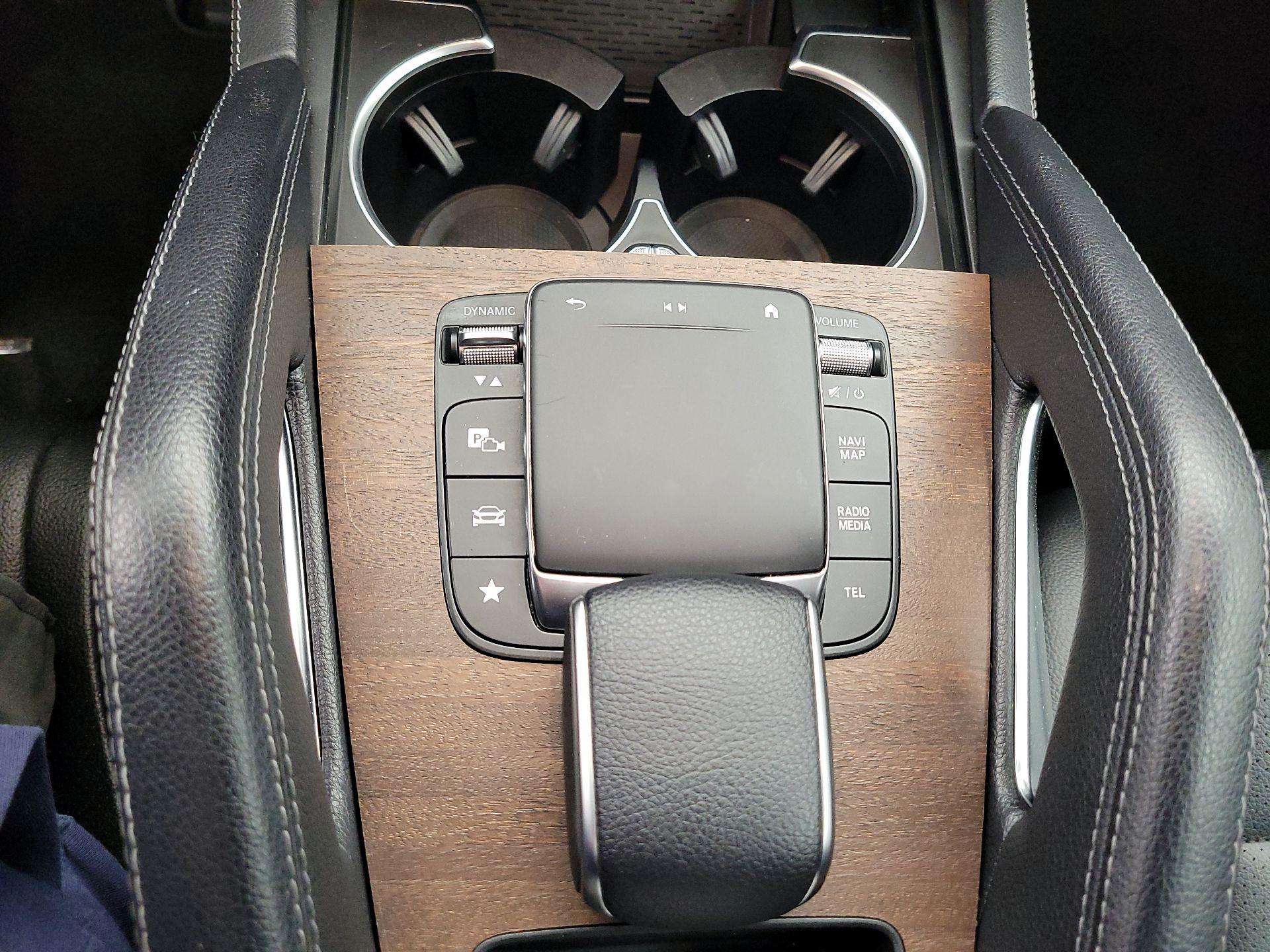 Thumbnail: 2021 Mercedes-Benz GLE - 18