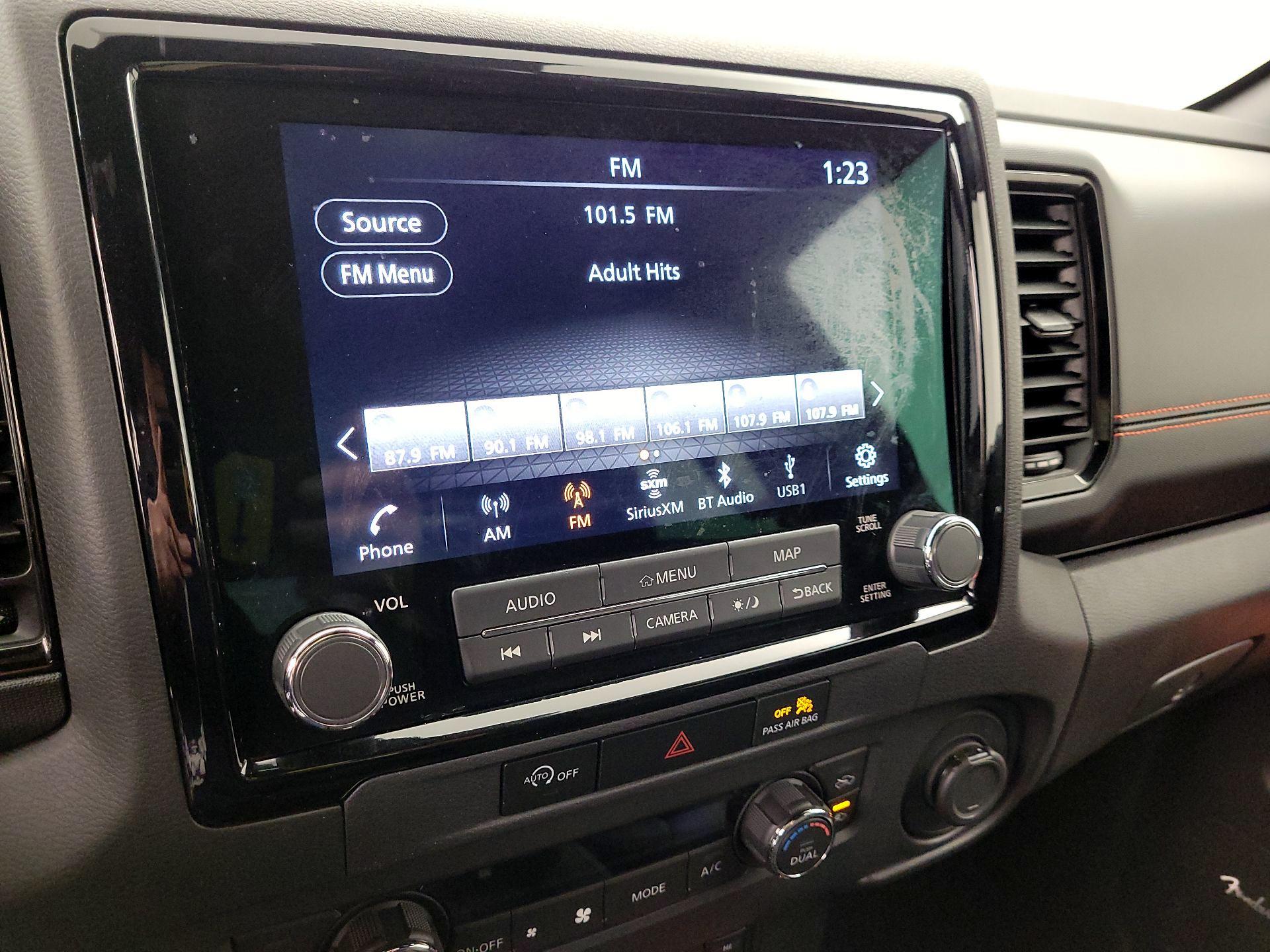 Thumbnail: 2024 Nissan Frontier - 16