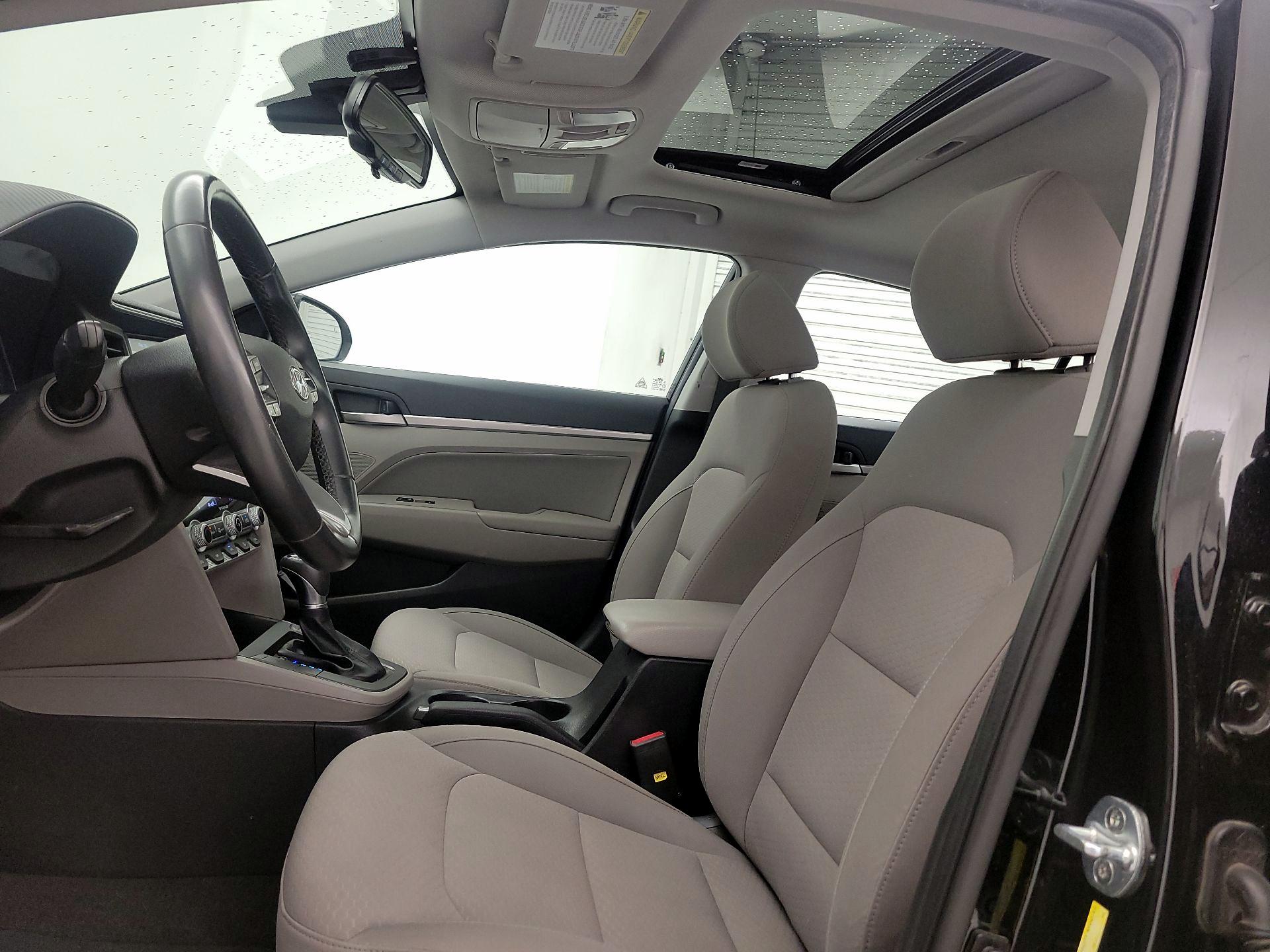 Thumbnail: 2020 Hyundai Elantra - 19