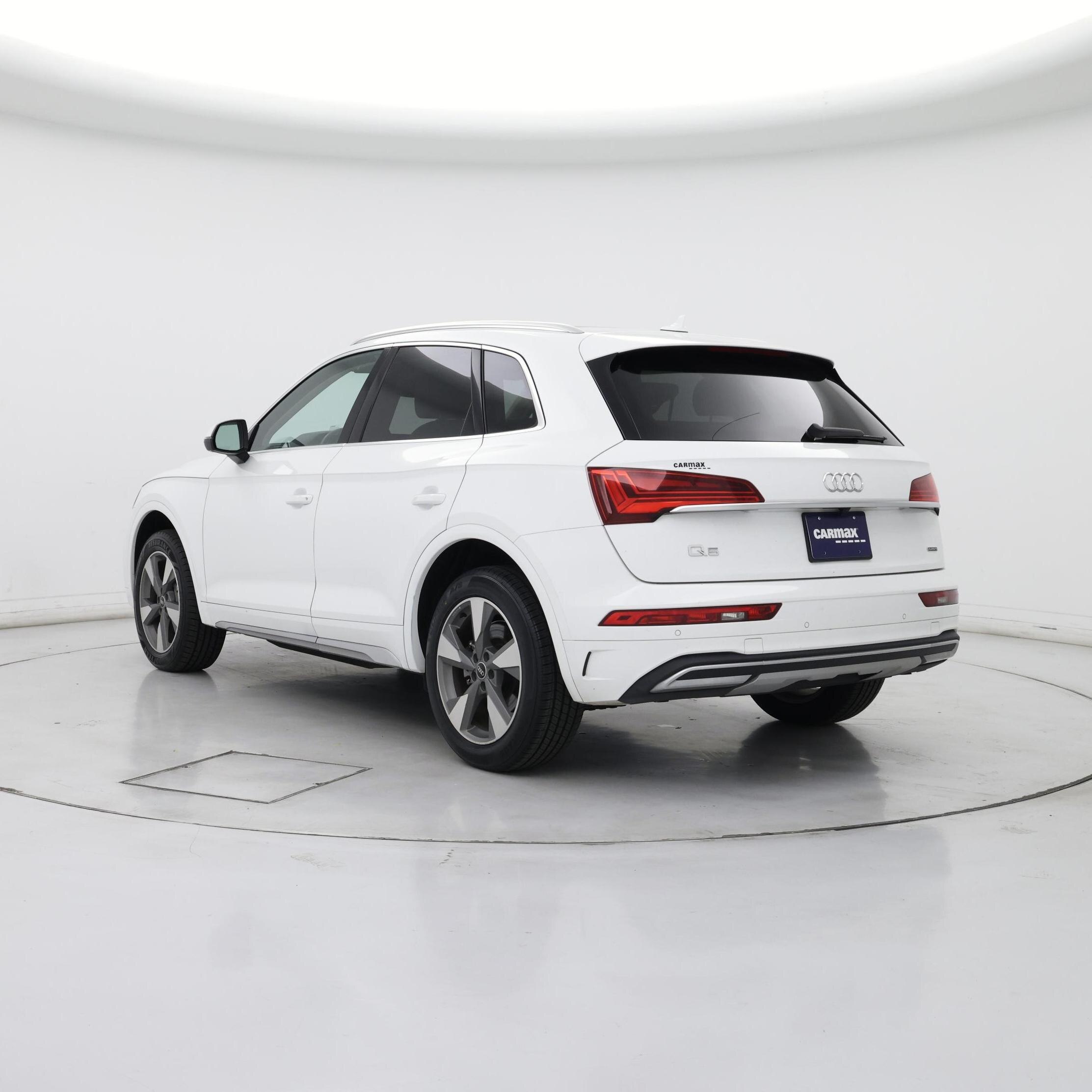 Thumbnail: 2022 Audi Q5 - 2