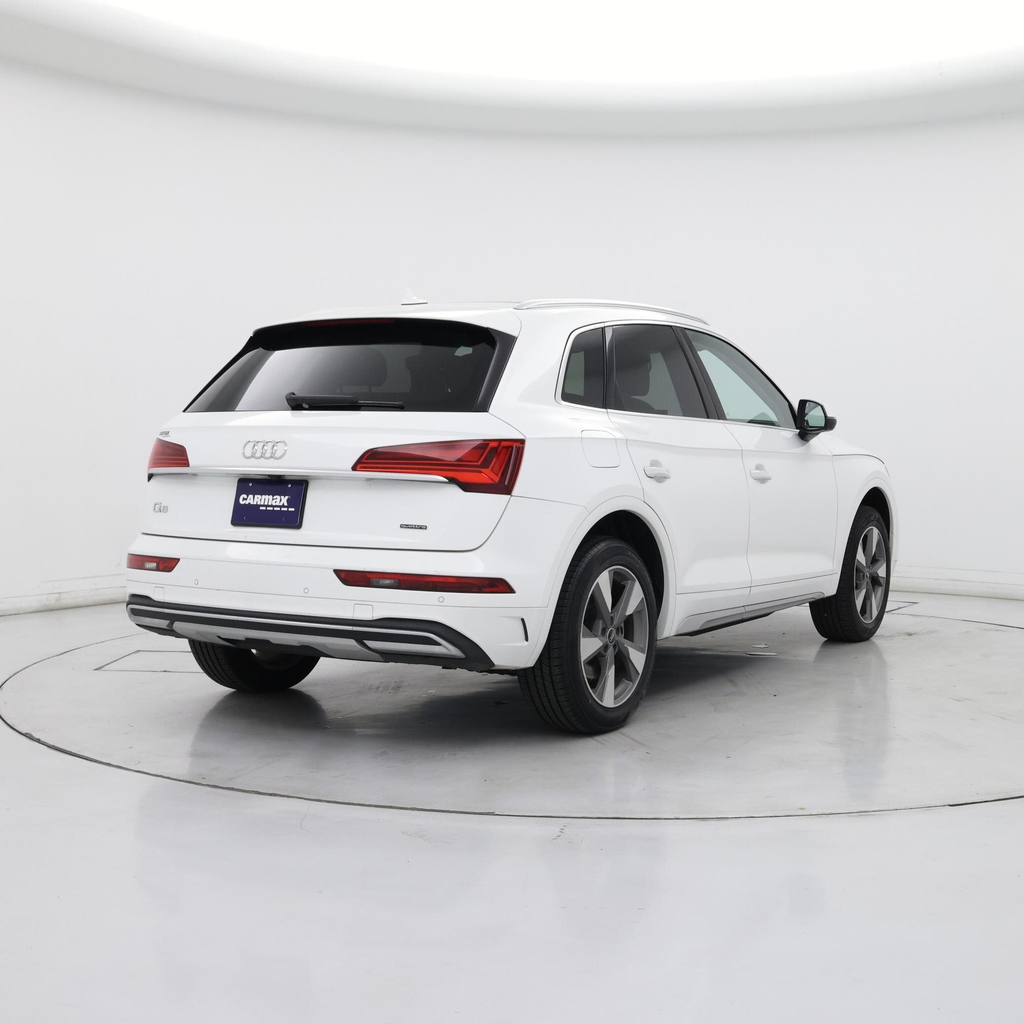 Thumbnail: 2022 Audi Q5 - 8