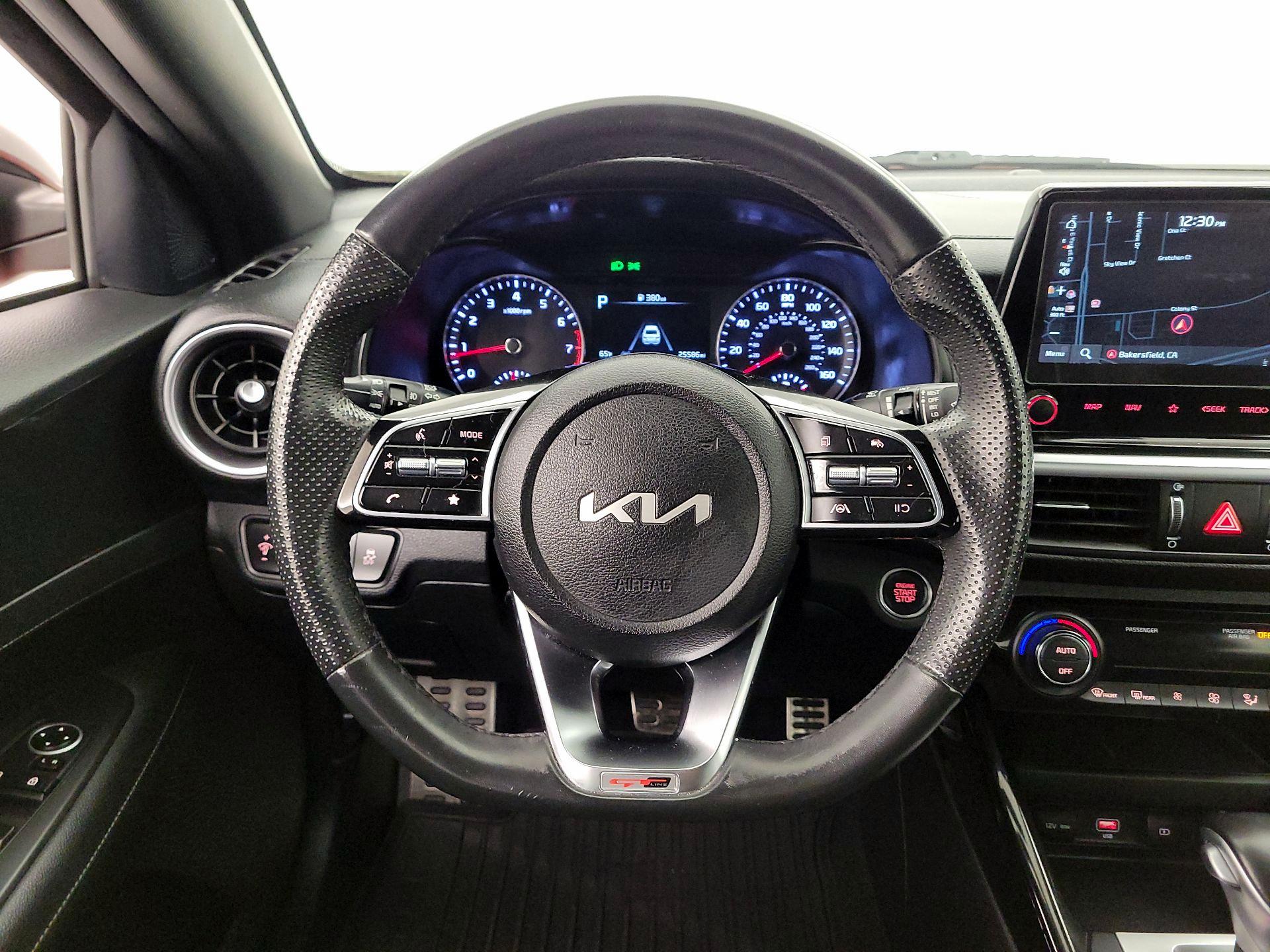 Thumbnail: 2023 Kia Forte - 10