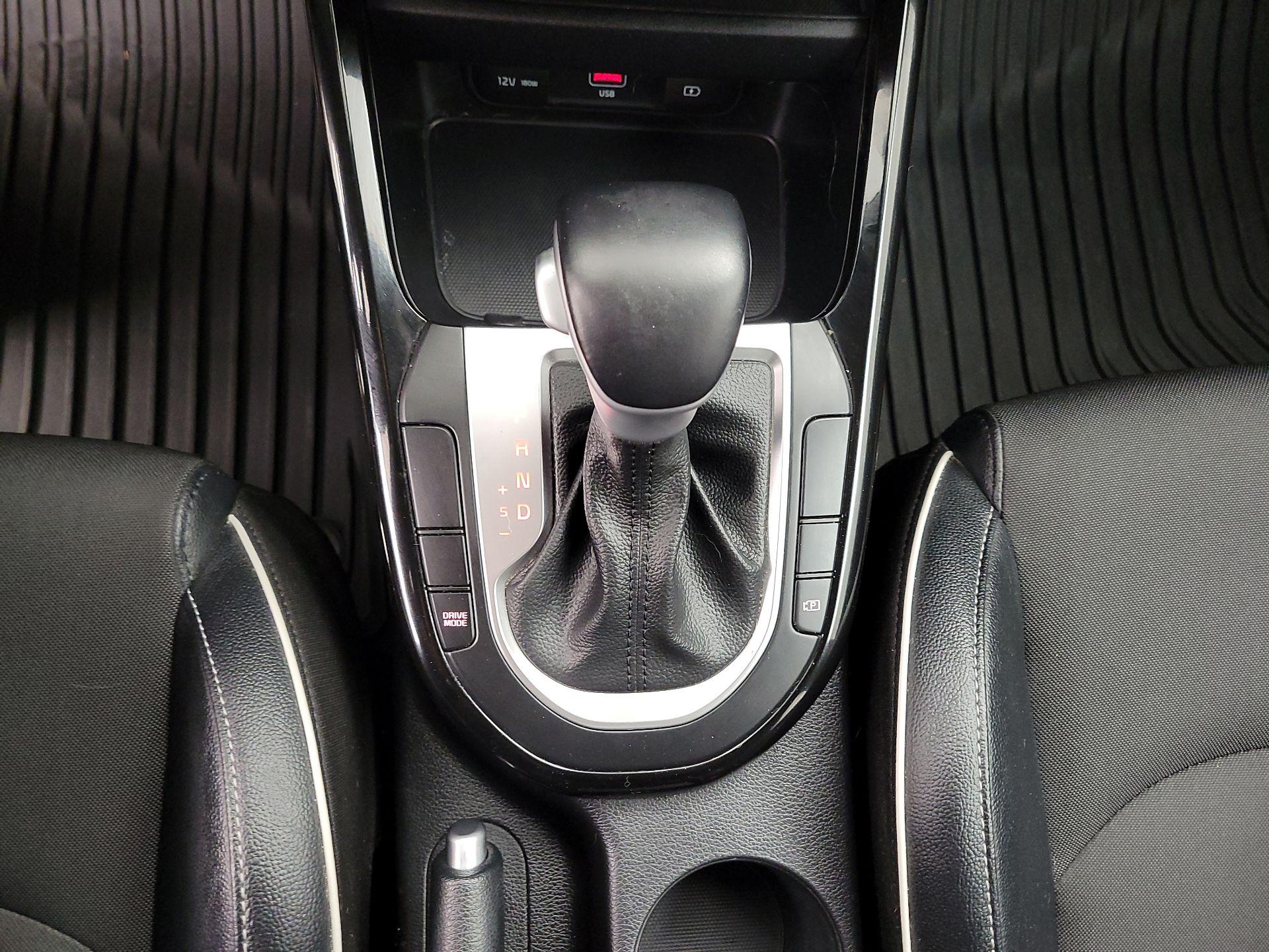 Thumbnail: 2023 Kia Forte - 18