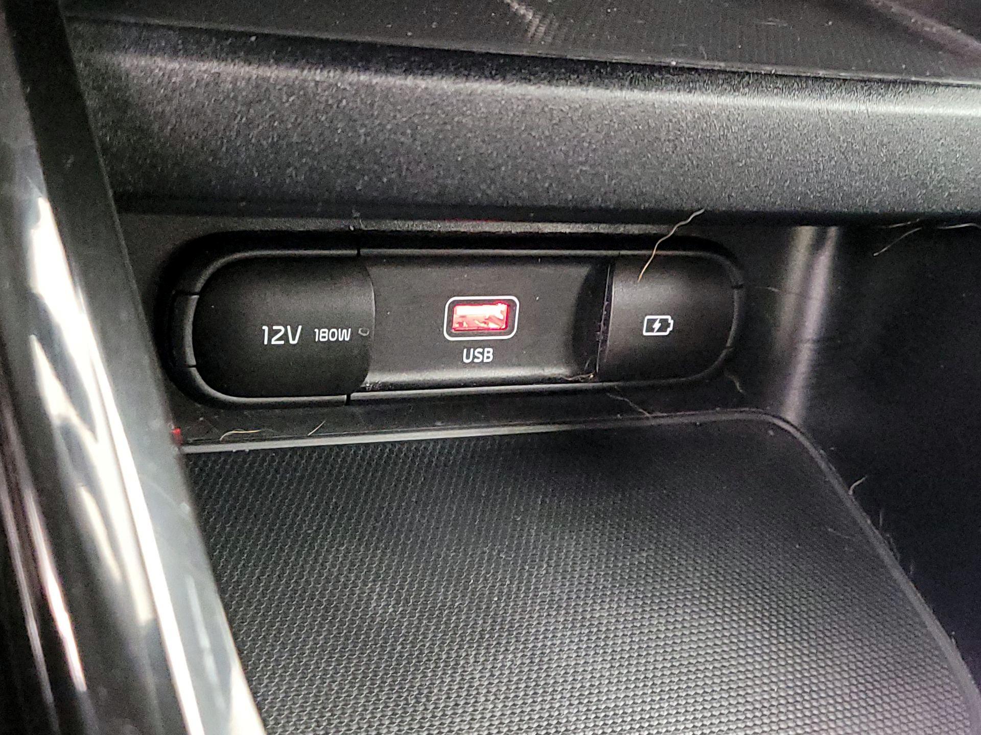 Thumbnail: 2023 Kia Forte - 19