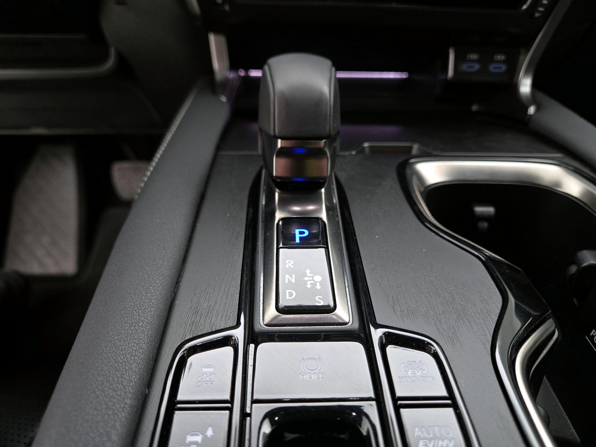 Thumbnail: 2025 Lexus RX - 17