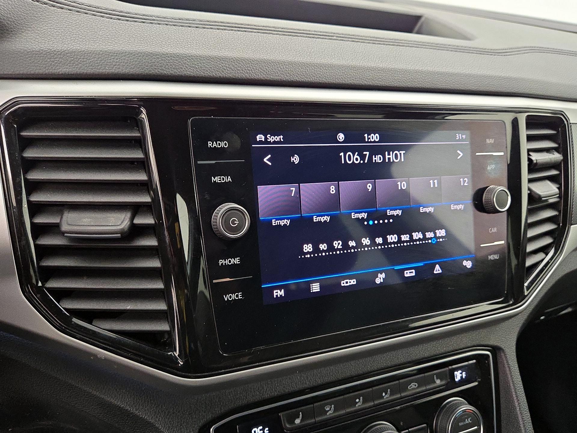 Thumbnail: 2021 Volkswagen Atlas - 15