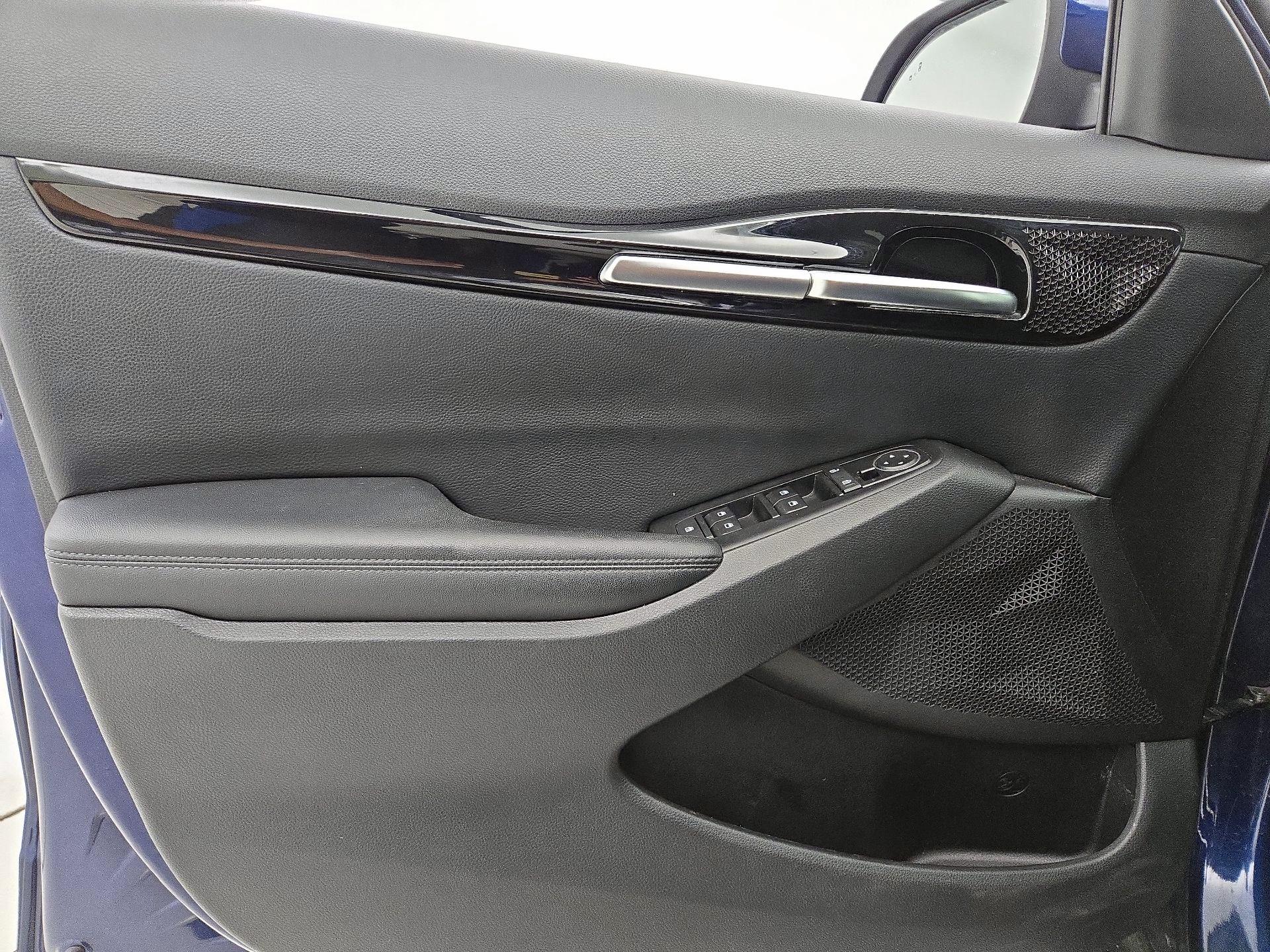 Thumbnail: 2021 Kia Seltos - 12