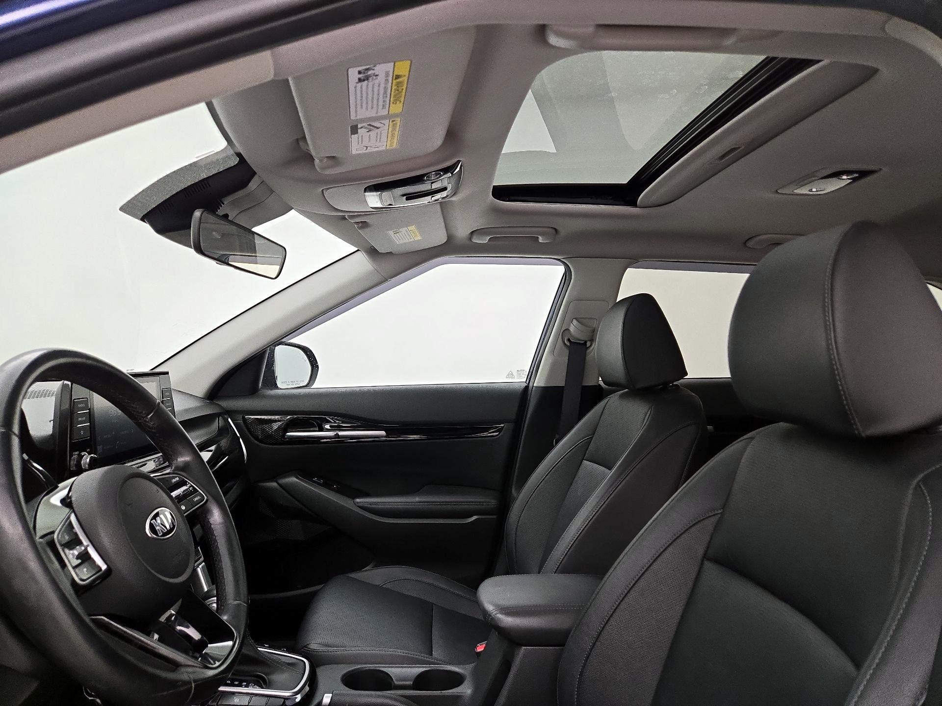 Thumbnail: 2021 Kia Seltos - 18