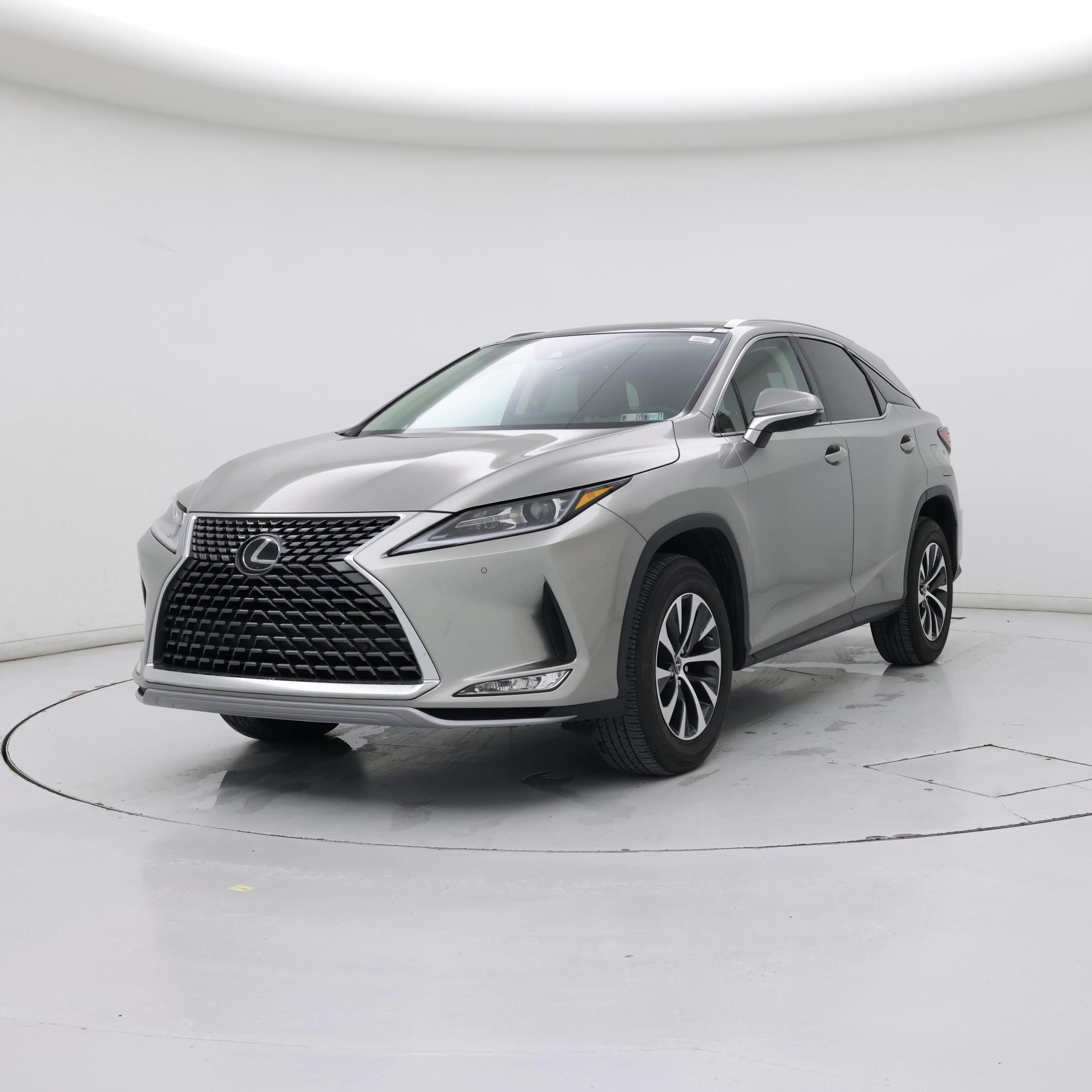 Thumbnail: 2022 Lexus RX - 4