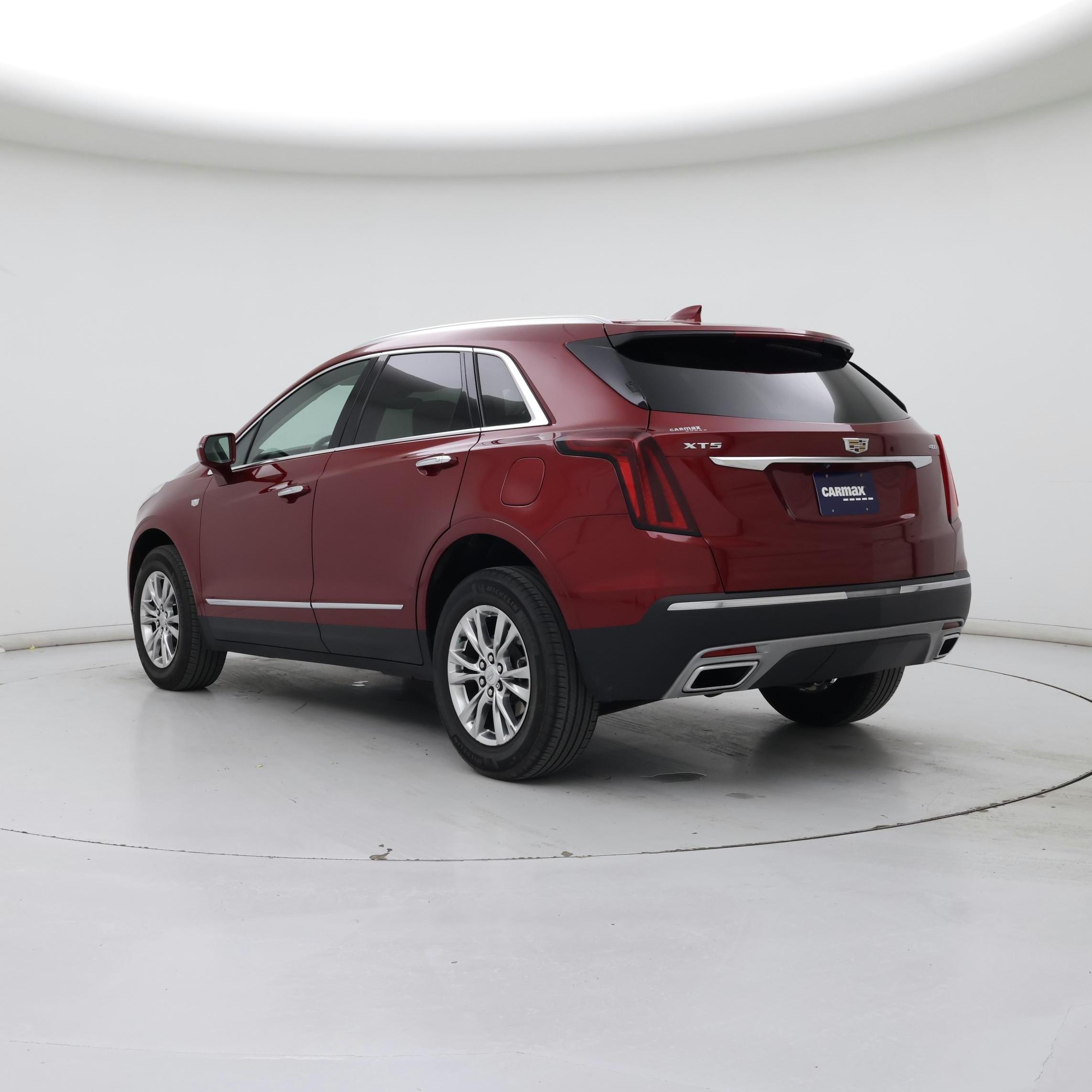 Thumbnail: 2020 Cadillac XT5 - 2