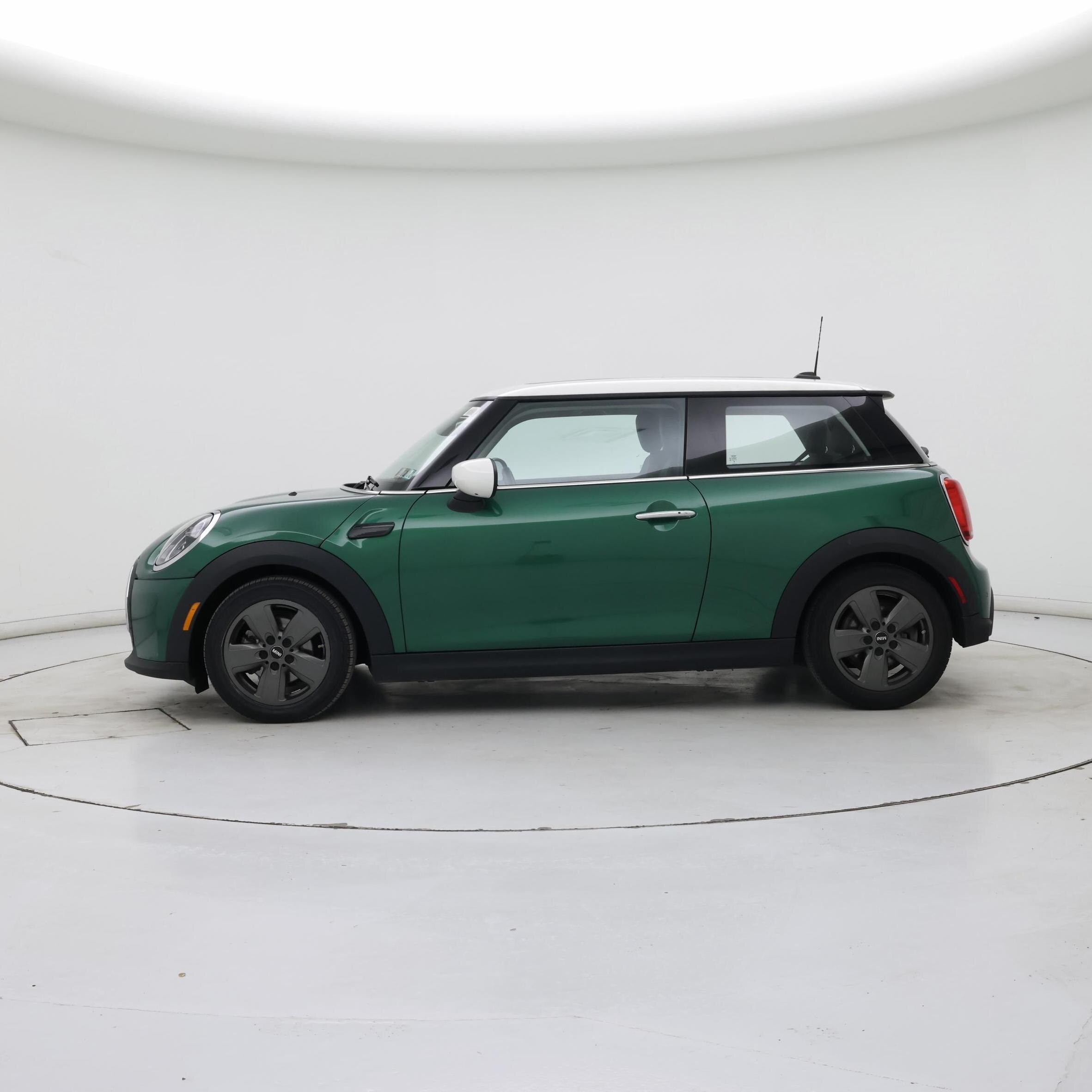 Thumbnail: 2024 MINI Cooper Hardtop - 3