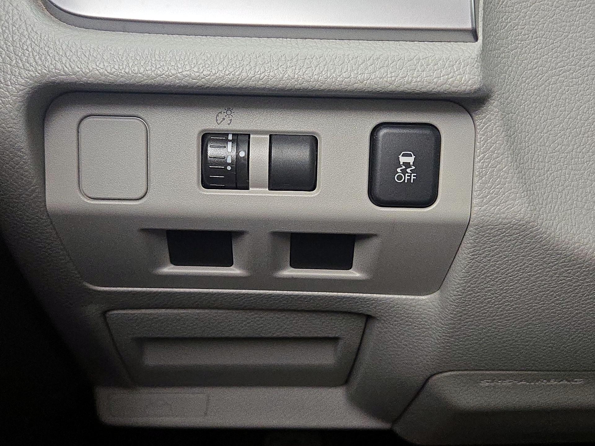 Thumbnail: 2015 Subaru Forester - 13