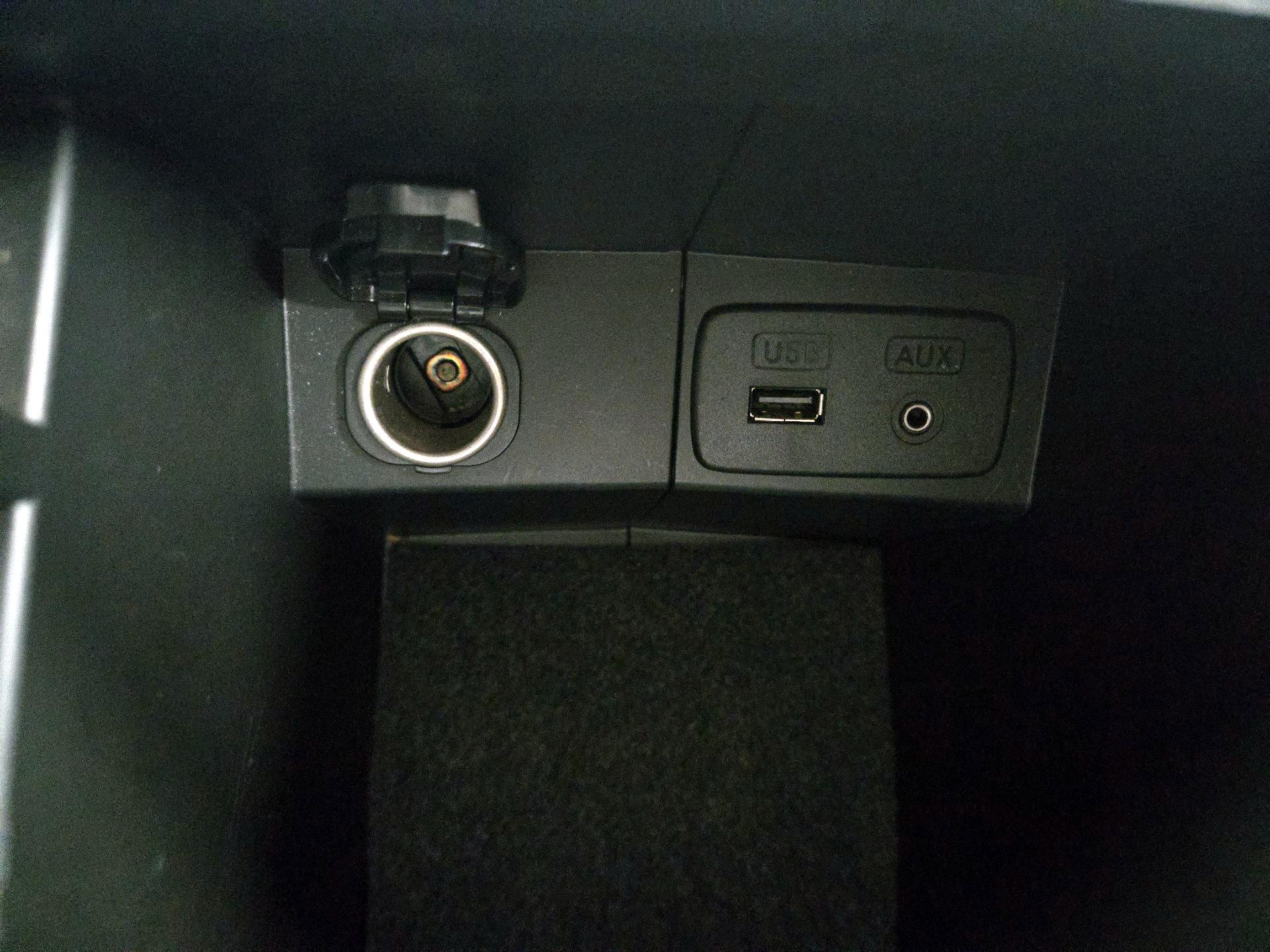 Thumbnail: 2015 Subaru Forester - 18