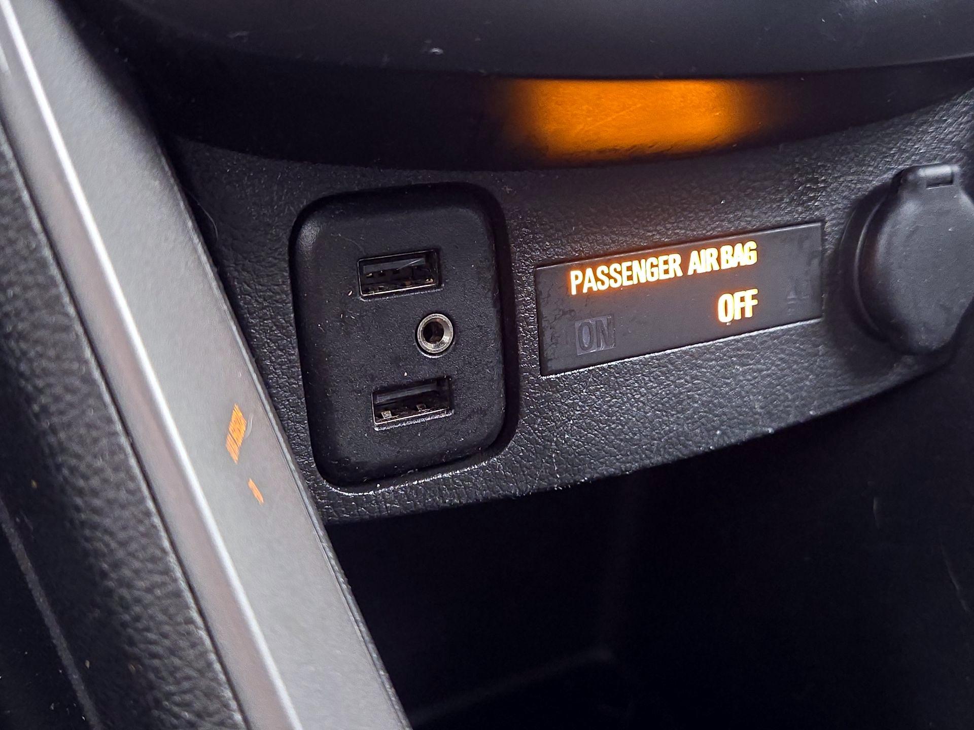 Thumbnail: 2020 Chevrolet Trax - 18