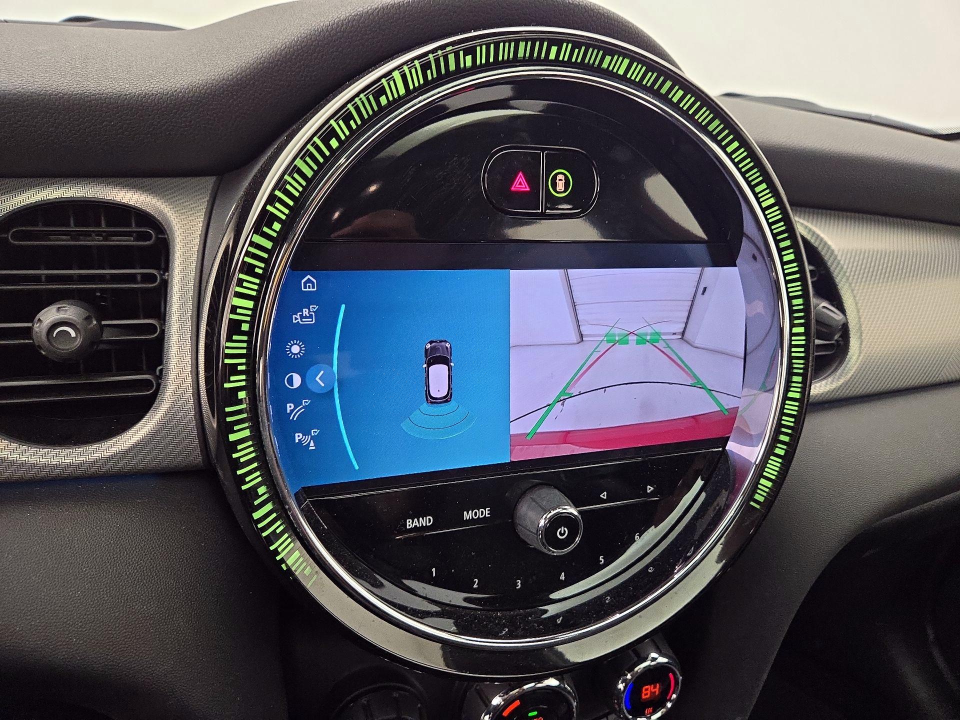 Thumbnail: 2022 MINI Cooper Hardtop - 14