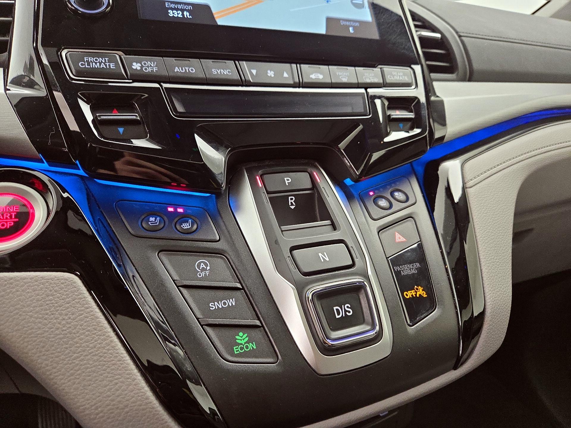 Thumbnail: 2018 Honda Odyssey - 18