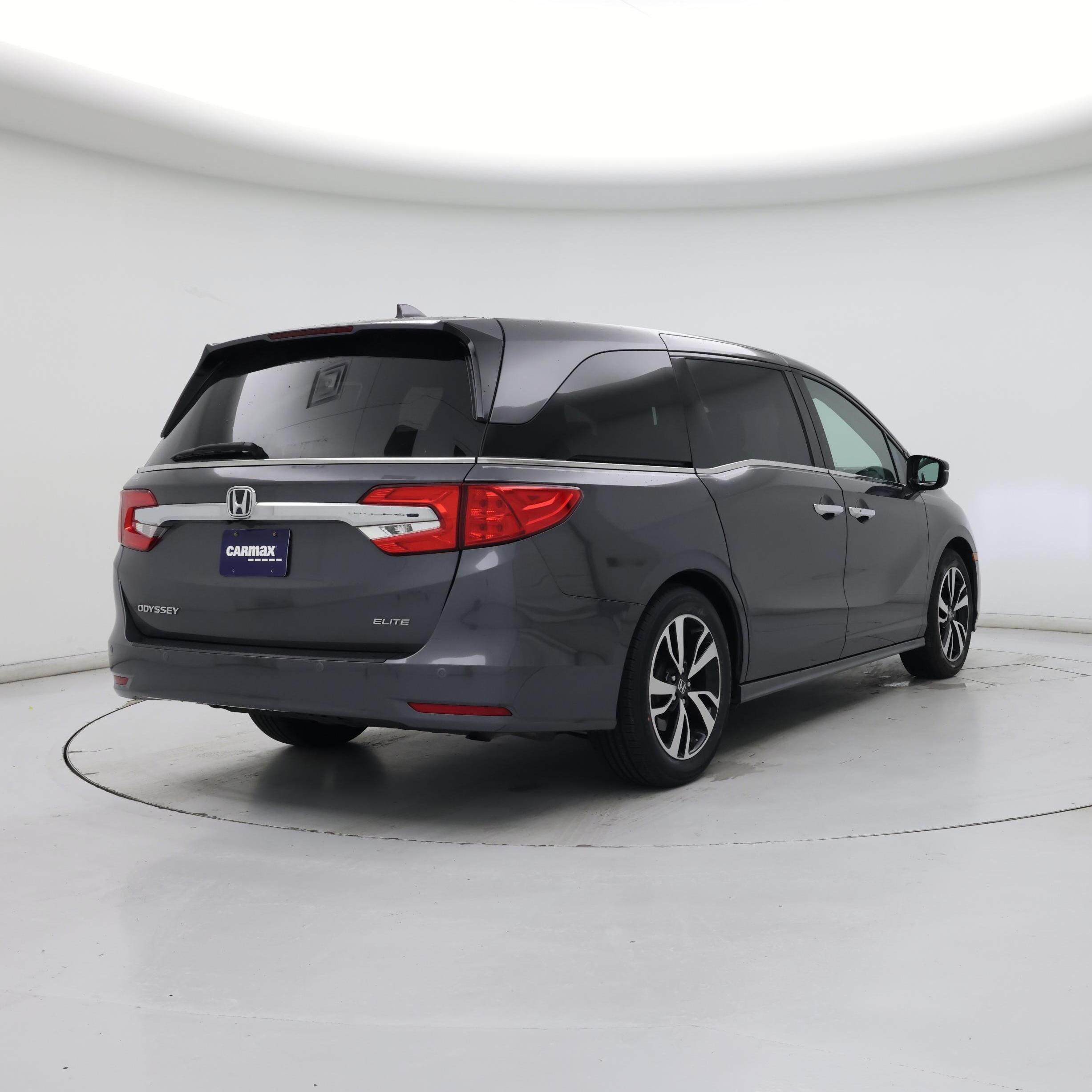 Thumbnail: 2018 Honda Odyssey - 8