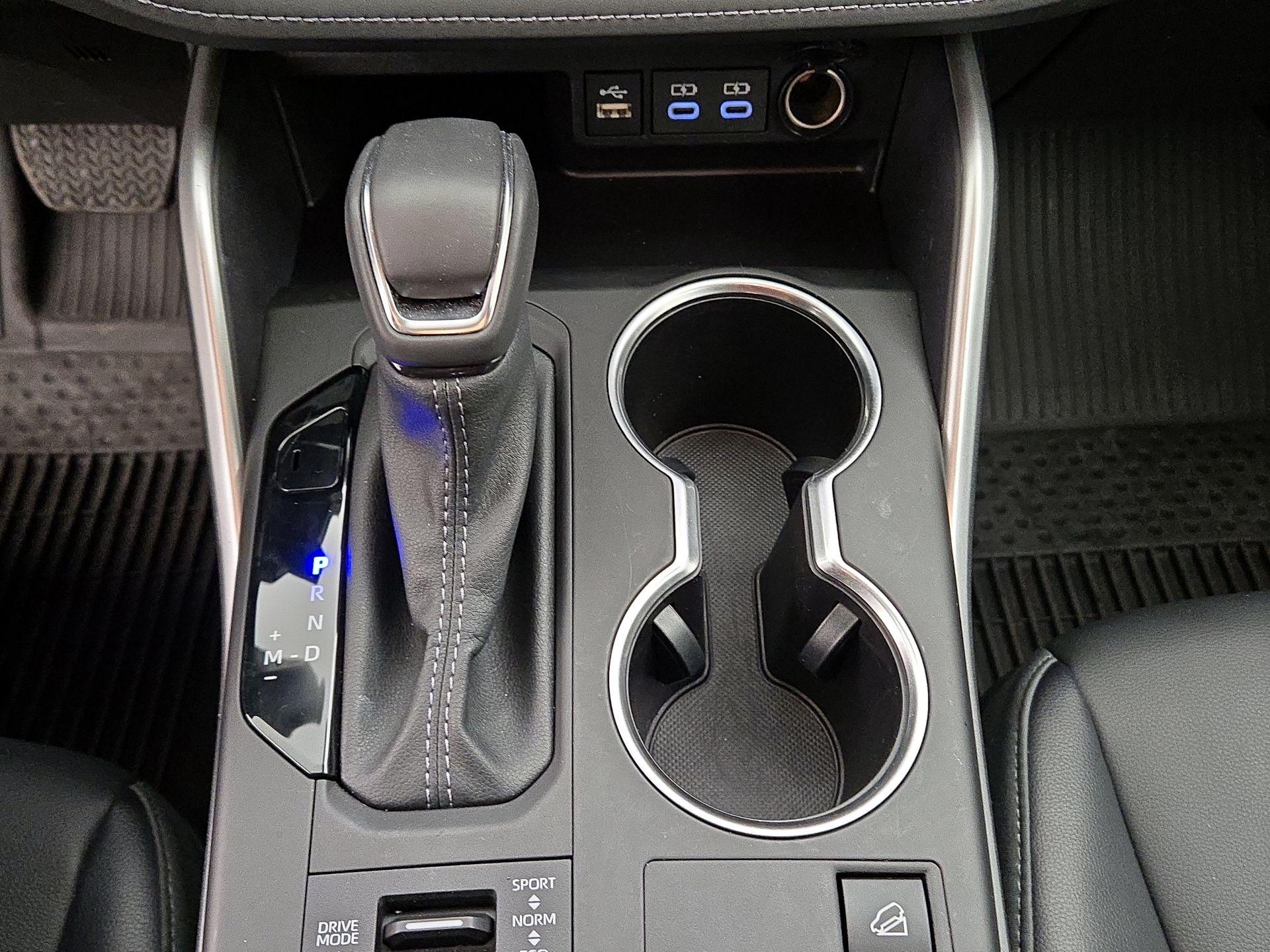 Thumbnail: 2024 Toyota Highlander - 17