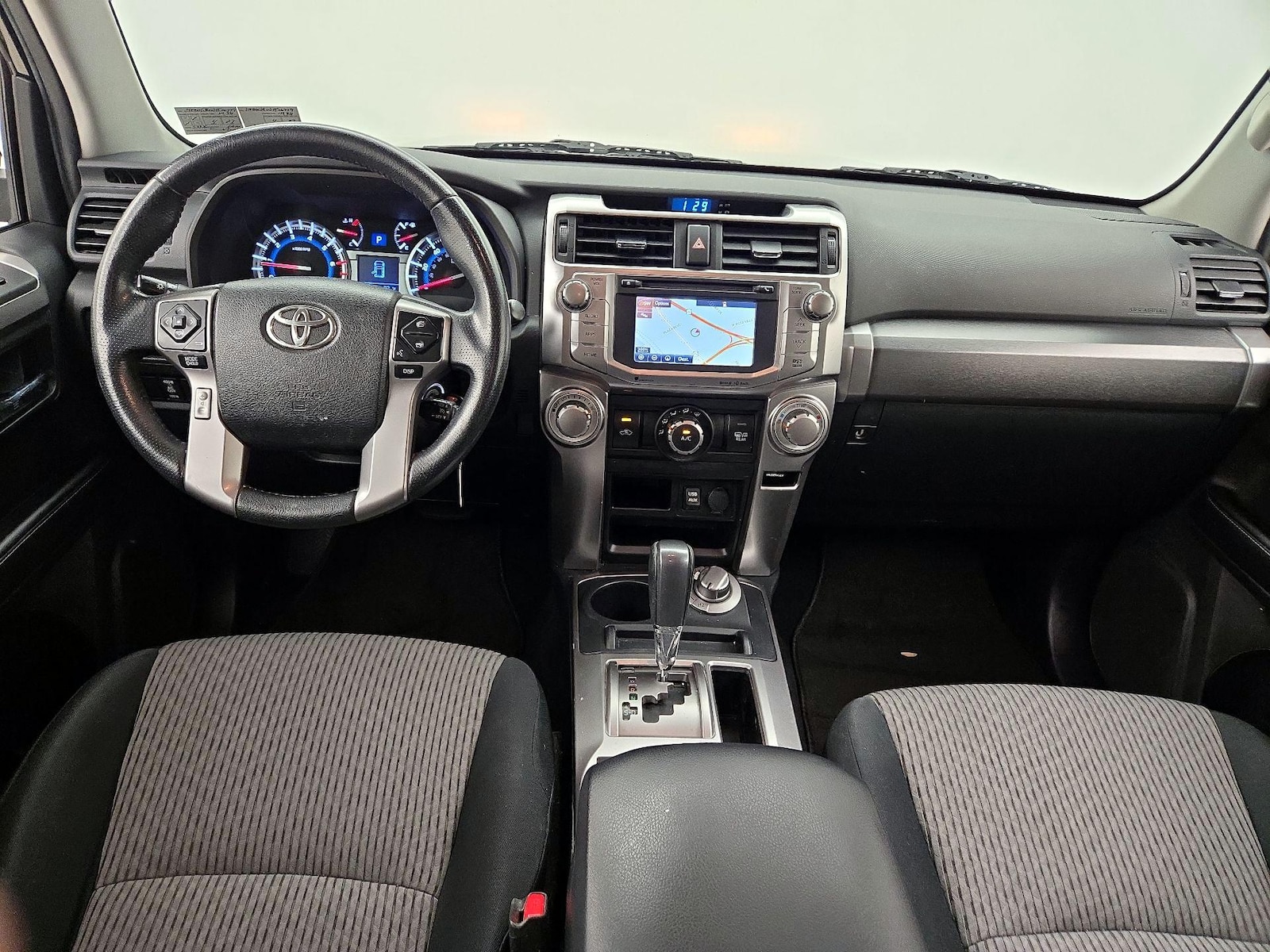 2018 Toyota 4Runner SR5 - Photo 10