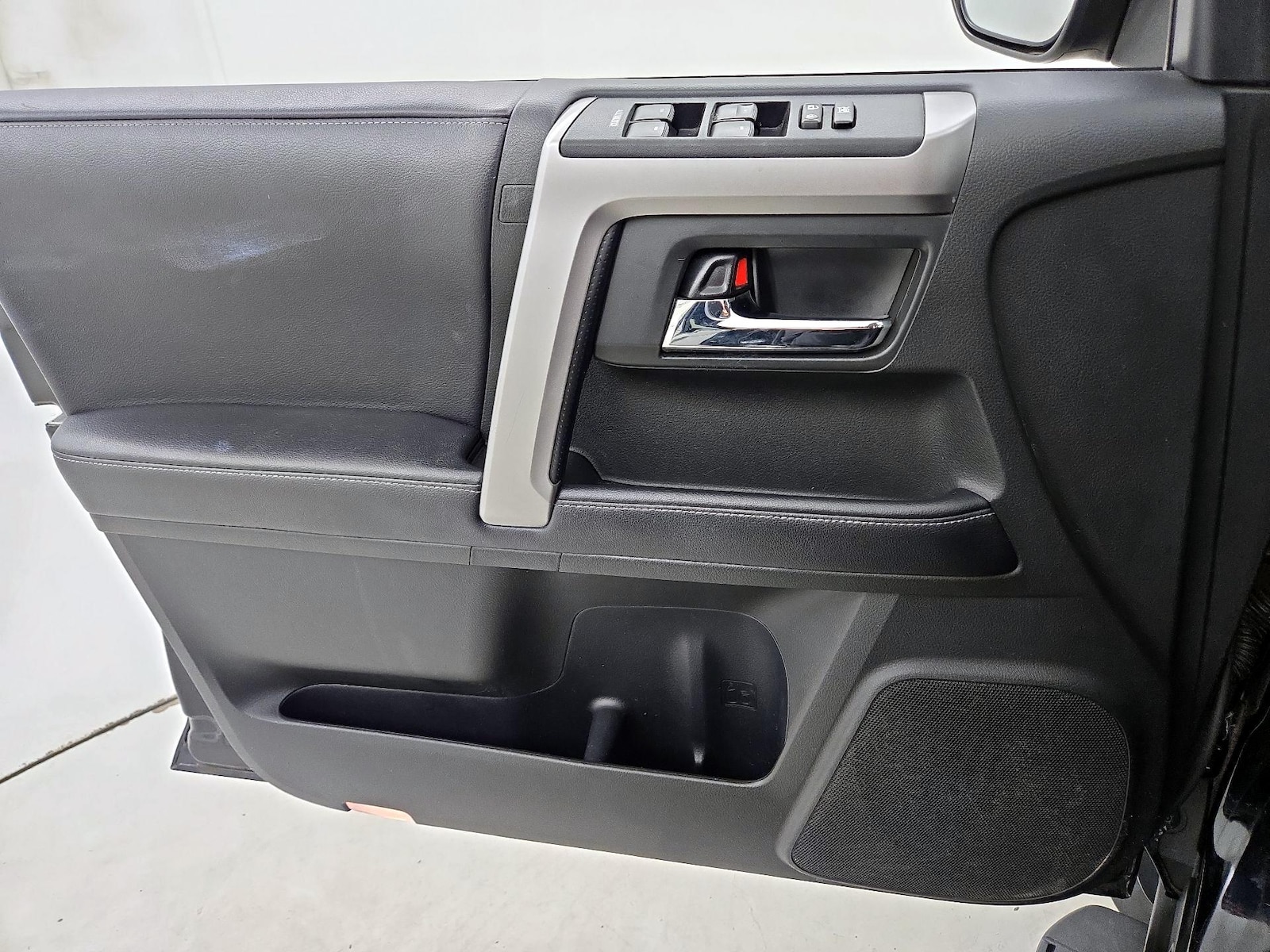 2018 Toyota 4Runner SR5 - Photo 13