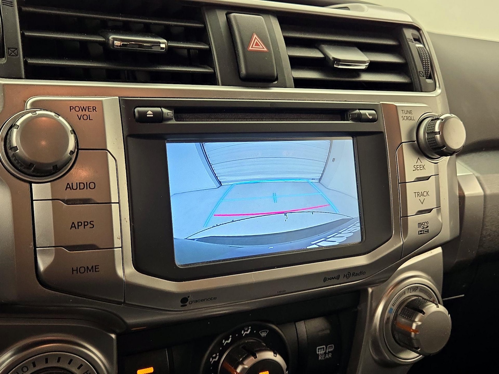2018 Toyota 4Runner SR5 - Photo 16