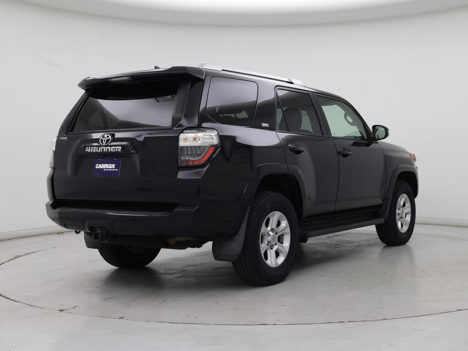 2018 Toyota 4Runner SR5 - Photo 9